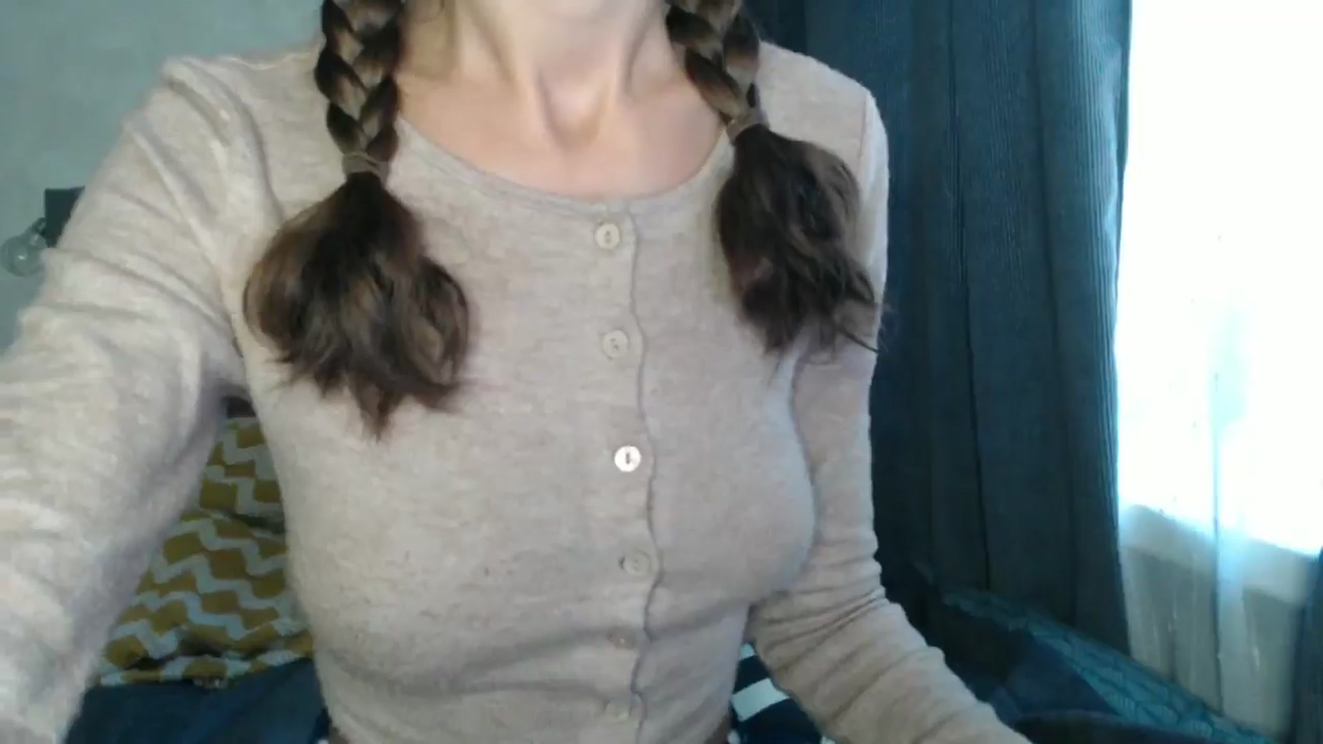 Gallery image thumbnail from Nora_Sweet's myfreecams stream on, 10/02/2024, 11:24 image 18 of 20