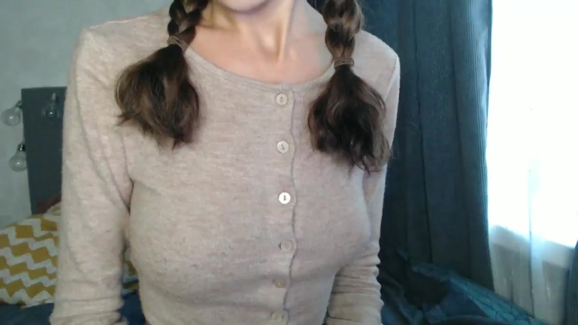 Gallery image thumbnail from Nora_Sweet's myfreecams stream on, 10/02/2024, 11:24 image 8 of 20