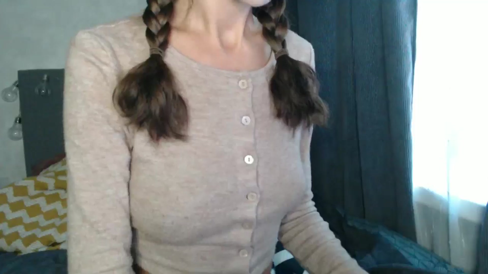 Gallery image thumbnail from Nora_Sweet's myfreecams stream on, 10/02/2024, 11:24 image 12 of 20