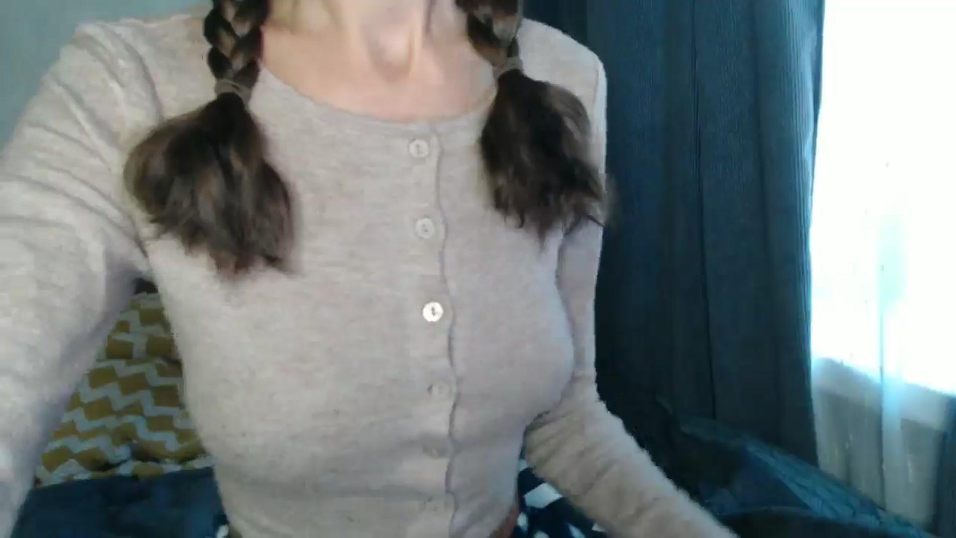 Gallery image thumbnail from Nora_Sweet's myfreecams stream on, 10/02/2024, 11:24 image 11 of 20
