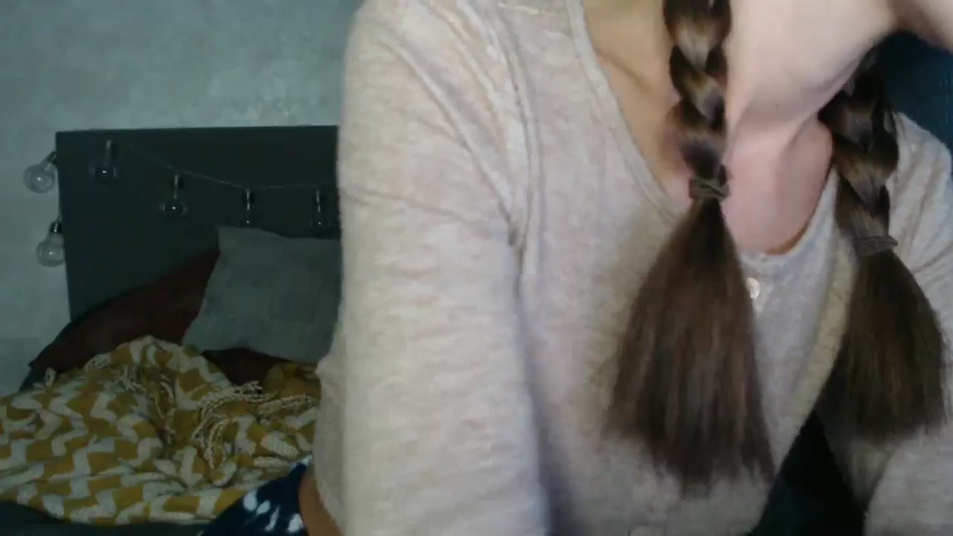 Gallery image thumbnail from Nora_Sweet's myfreecams stream on, 10/05/2024, 12:33 image 10 of 20