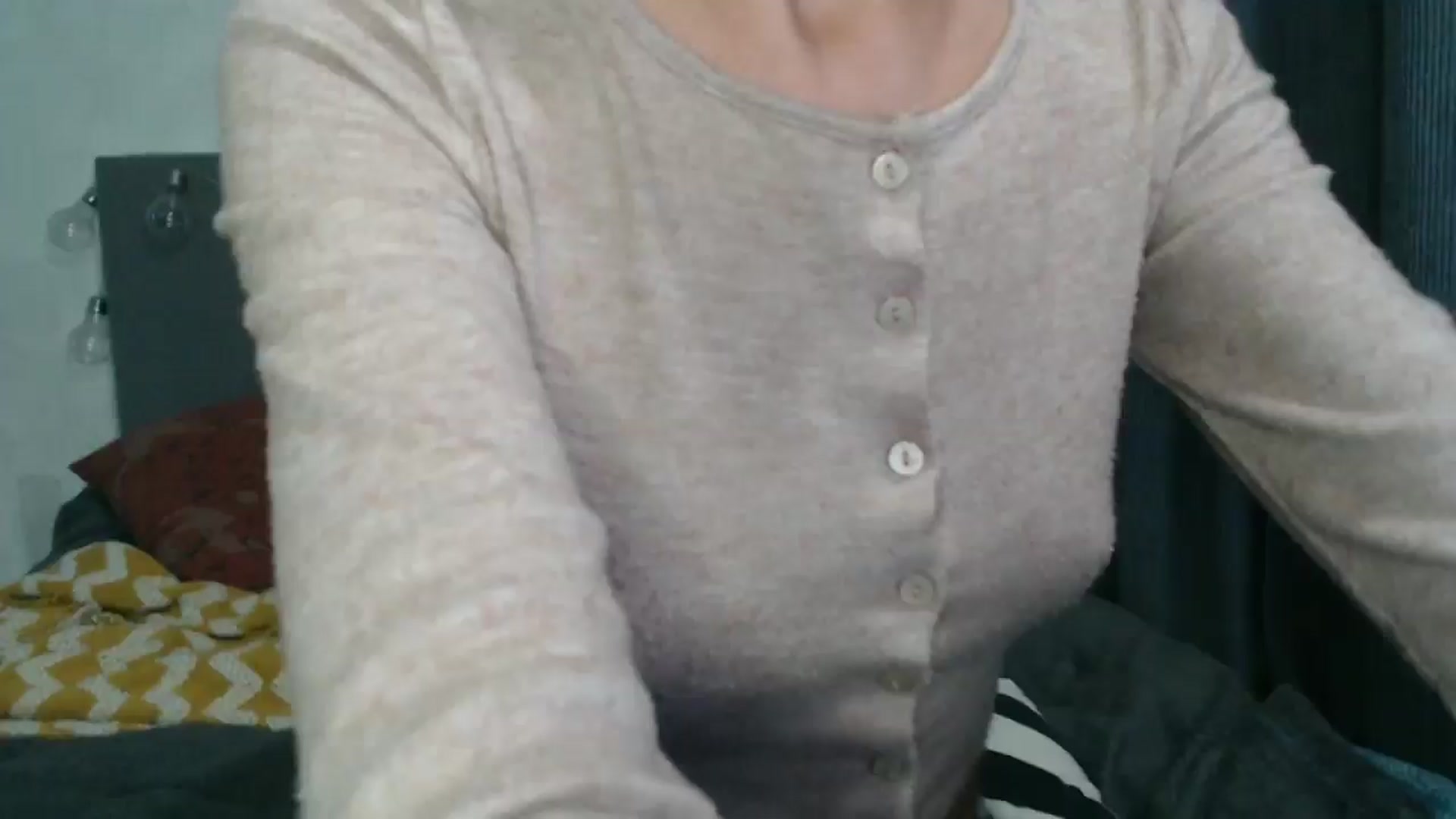Gallery image thumbnail from Nora_Sweet's myfreecams stream on, 10/05/2024, 19:47 image 3 of 20