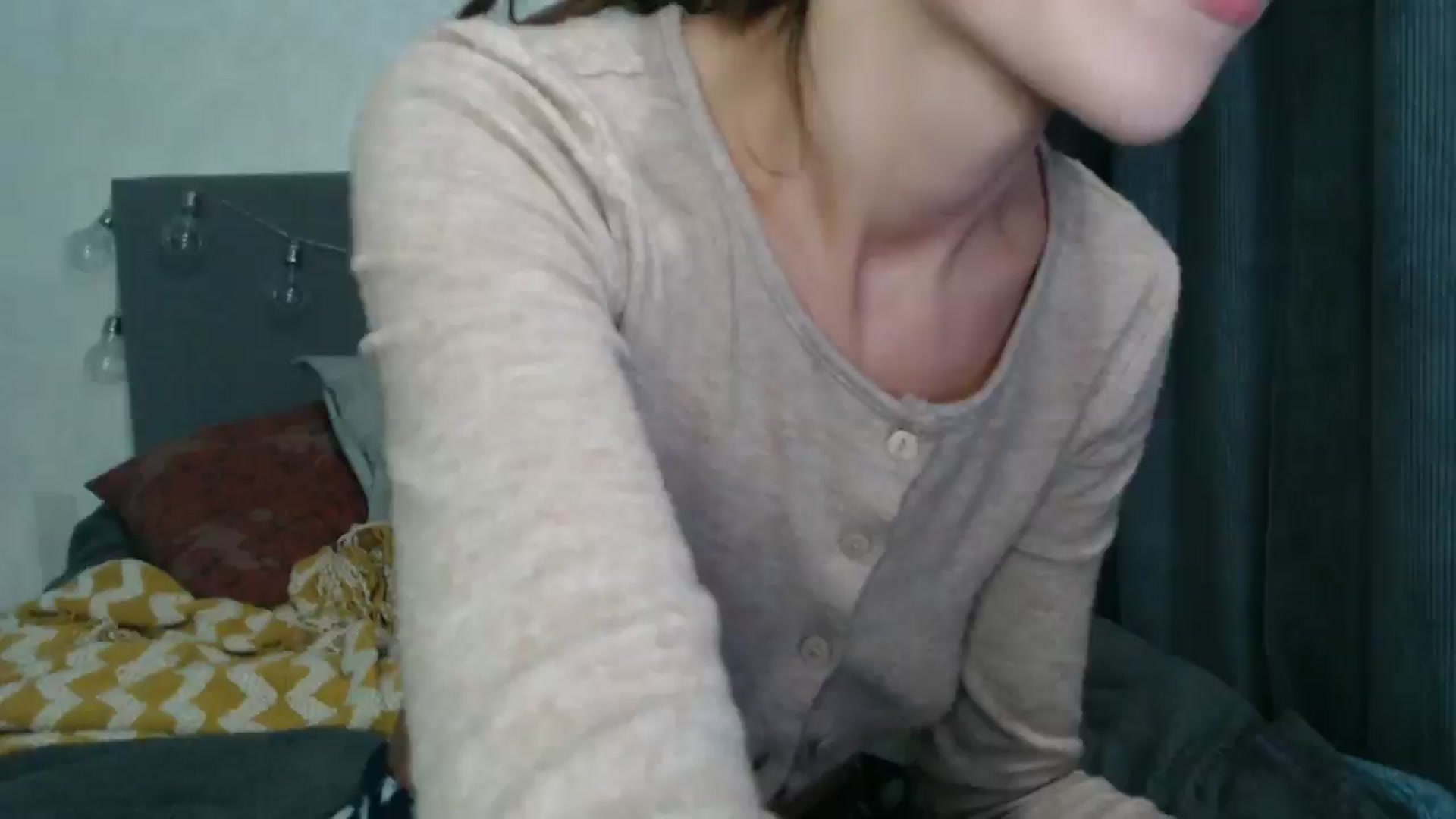 Gallery image thumbnail from Nora_Sweet's myfreecams stream on, 10/05/2024, 19:47 image 9 of 20