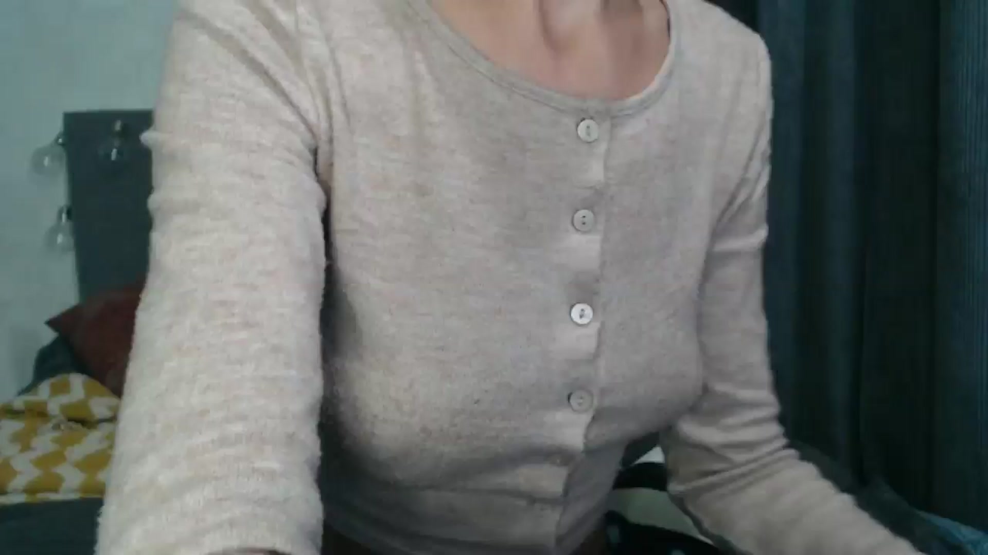 Gallery image thumbnail from Nora_Sweet's myfreecams stream on, 10/05/2024, 19:47 image 8 of 20