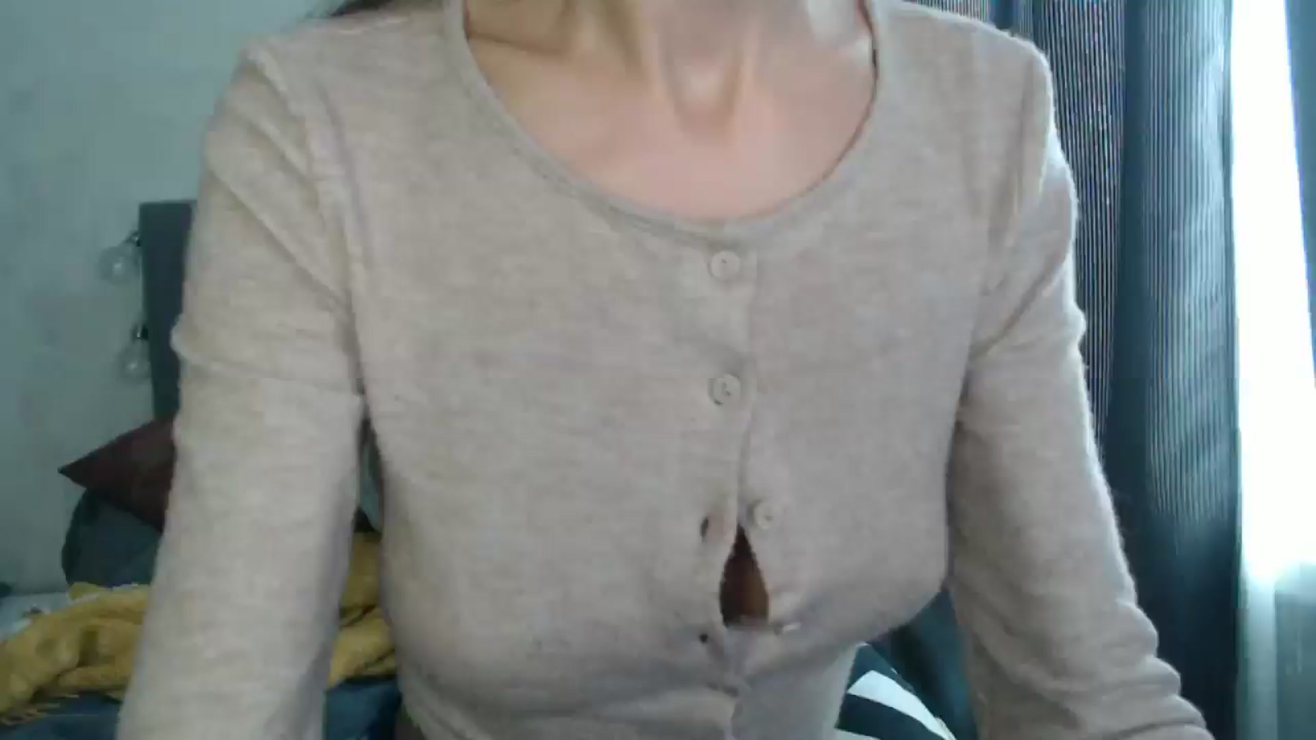 Gallery image thumbnail from Nora_Sweet's myfreecams stream on, 10/06/2024, 08:08 image 11 of 20
