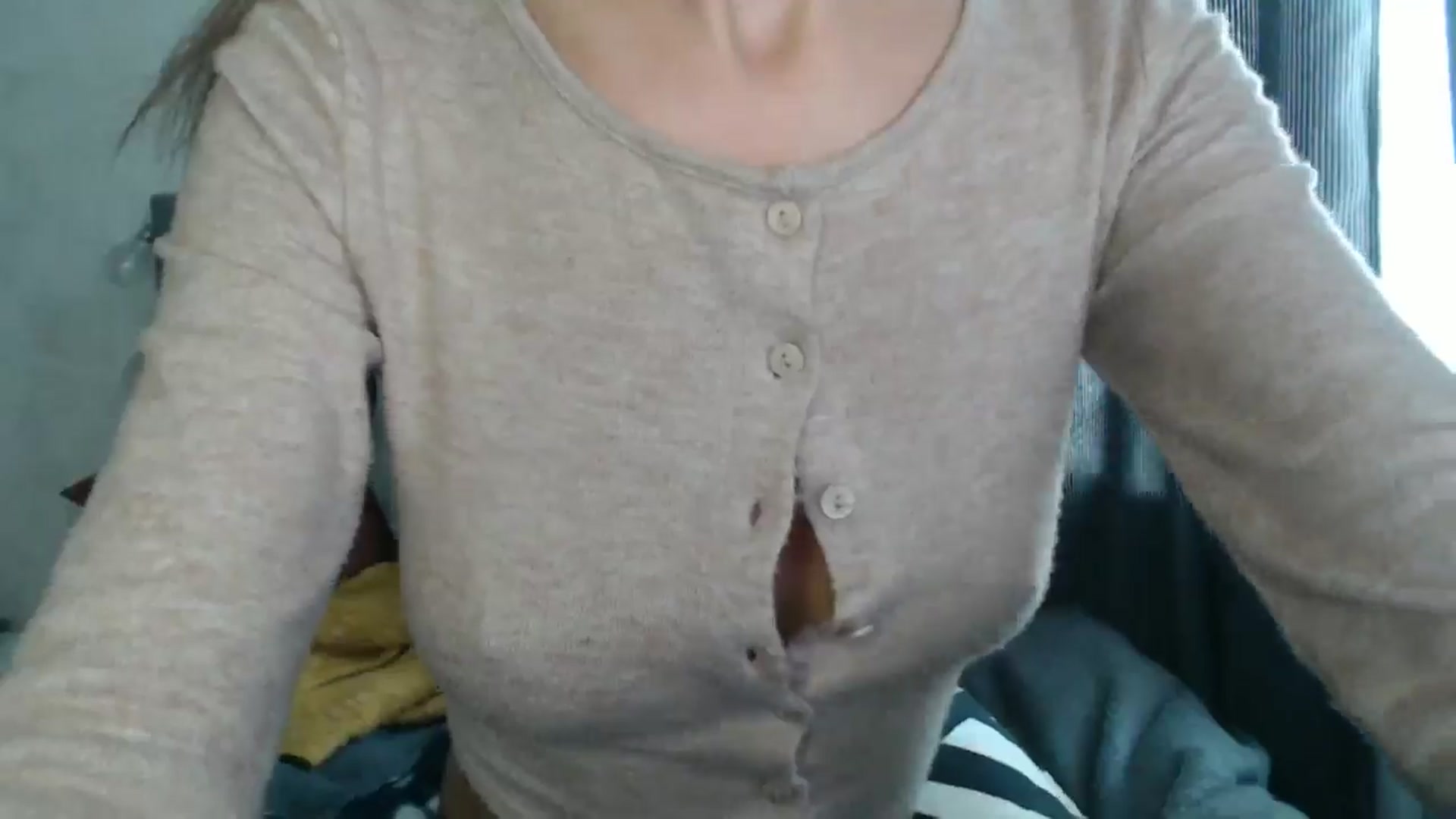 Gallery image thumbnail from Nora_Sweet's myfreecams stream on, 10/06/2024, 08:08 image 4 of 20