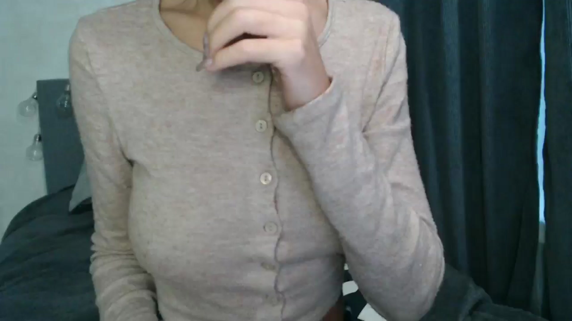 Gallery image thumbnail from Nora_Sweet's myfreecams stream on, 10/07/2024, 11:57 image 9 of 20