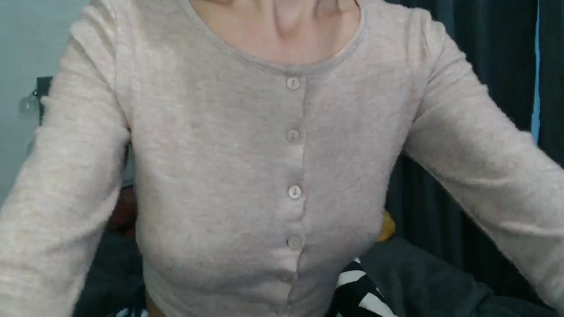 Gallery image thumbnail from Nora_Sweet's myfreecams stream on, 10/07/2024, 11:57 image 4 of 20