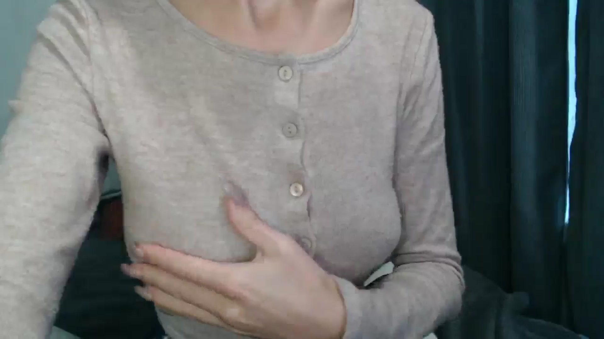 Gallery image thumbnail from Nora_Sweet's myfreecams stream on, 10/07/2024, 12:14 image 14 of 20