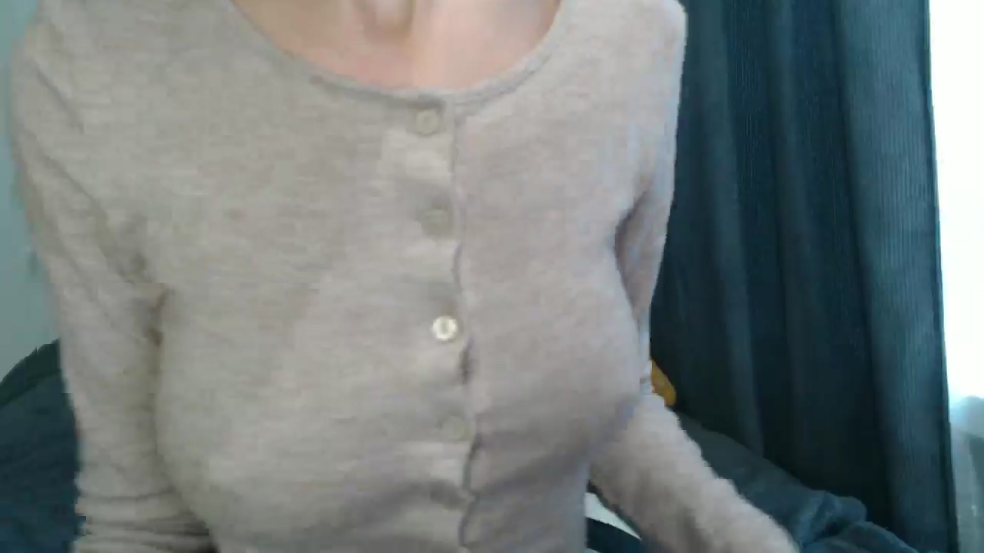 Gallery image thumbnail from Nora_Sweet's myfreecams stream on, 10/08/2024, 10:27 image 8 of 20