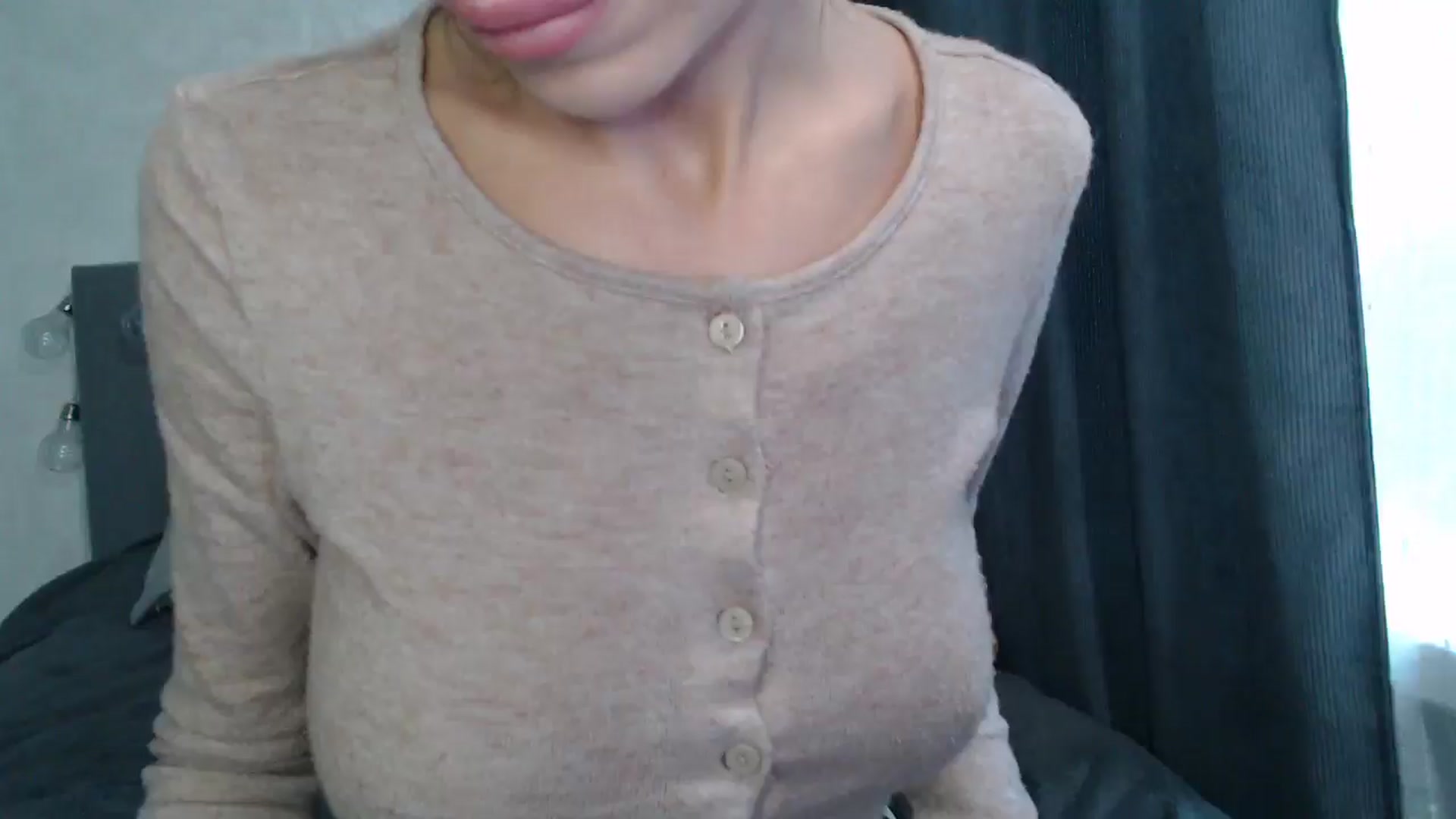 Gallery image thumbnail from Nora_Sweet's myfreecams stream on, 10/08/2024, 11:24 image 2 of 20