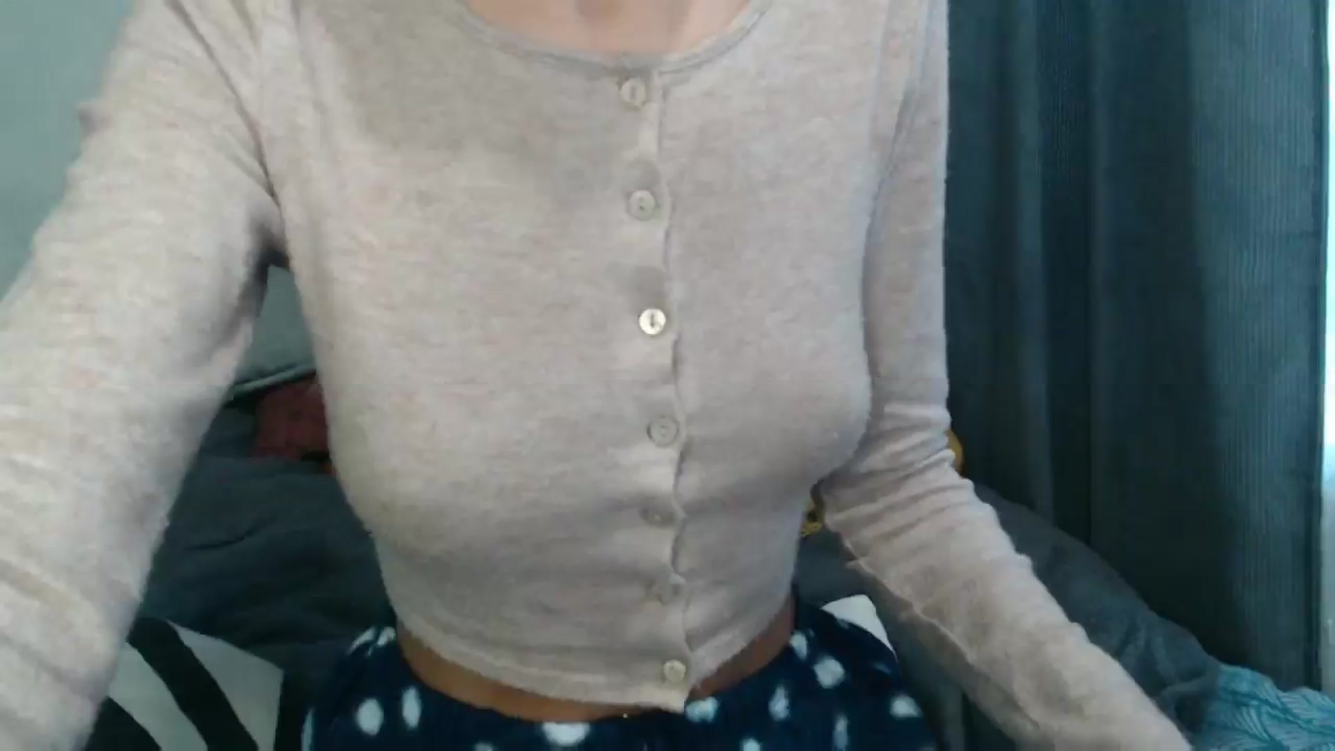 Gallery image thumbnail from Nora_Sweet's myfreecams stream on, 10/08/2024, 12:07 image 16 of 20