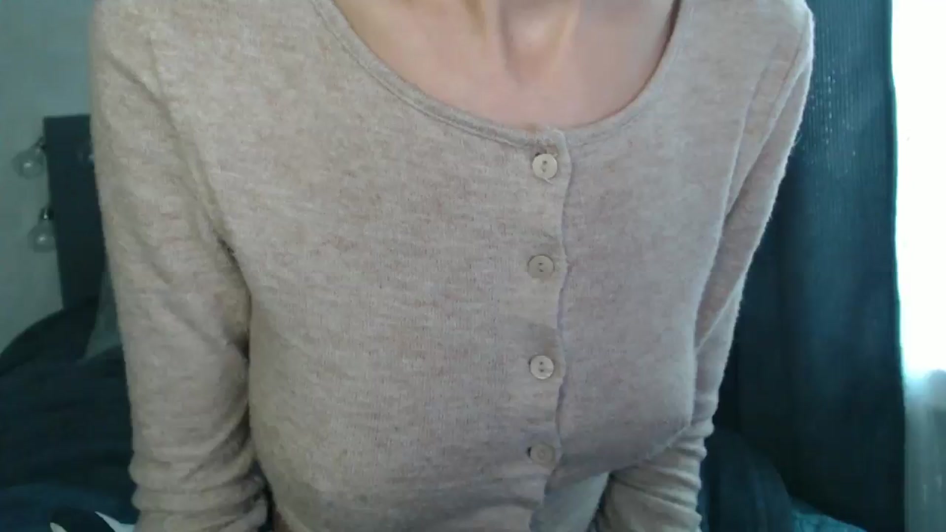 Gallery image thumbnail from Nora_Sweet's myfreecams stream on, 10/09/2024, 09:49 image 11 of 20