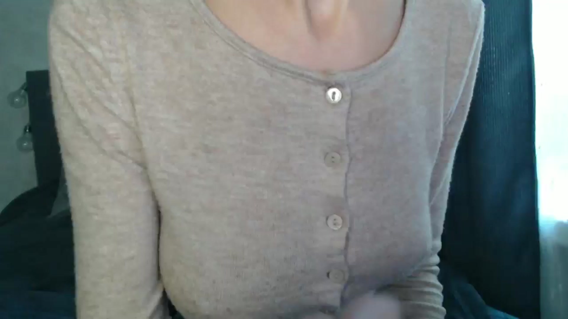 Gallery image thumbnail from Nora_Sweet's myfreecams stream on, 10/09/2024, 09:49 image 16 of 20