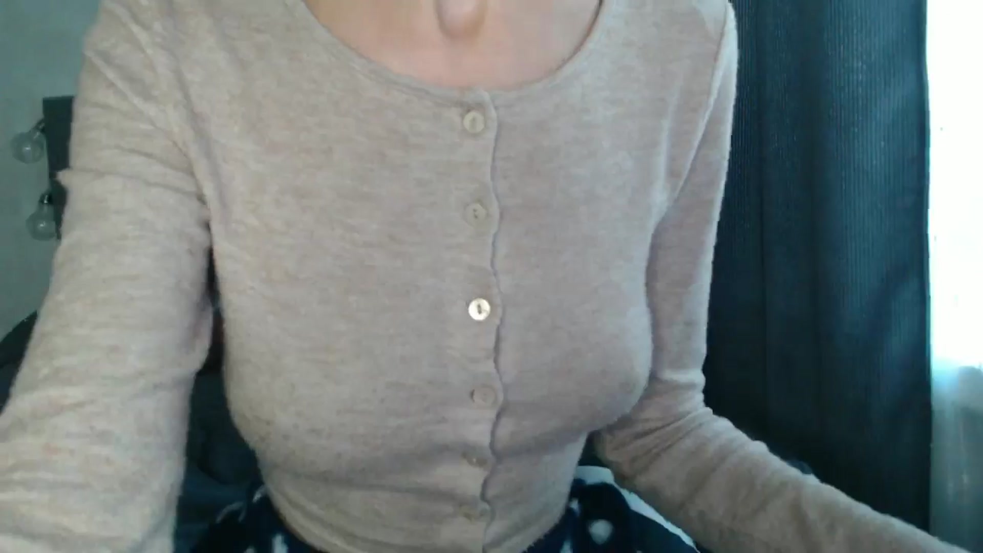 Gallery image thumbnail from Nora_Sweet's myfreecams stream on, 10/09/2024, 09:49 image 17 of 20