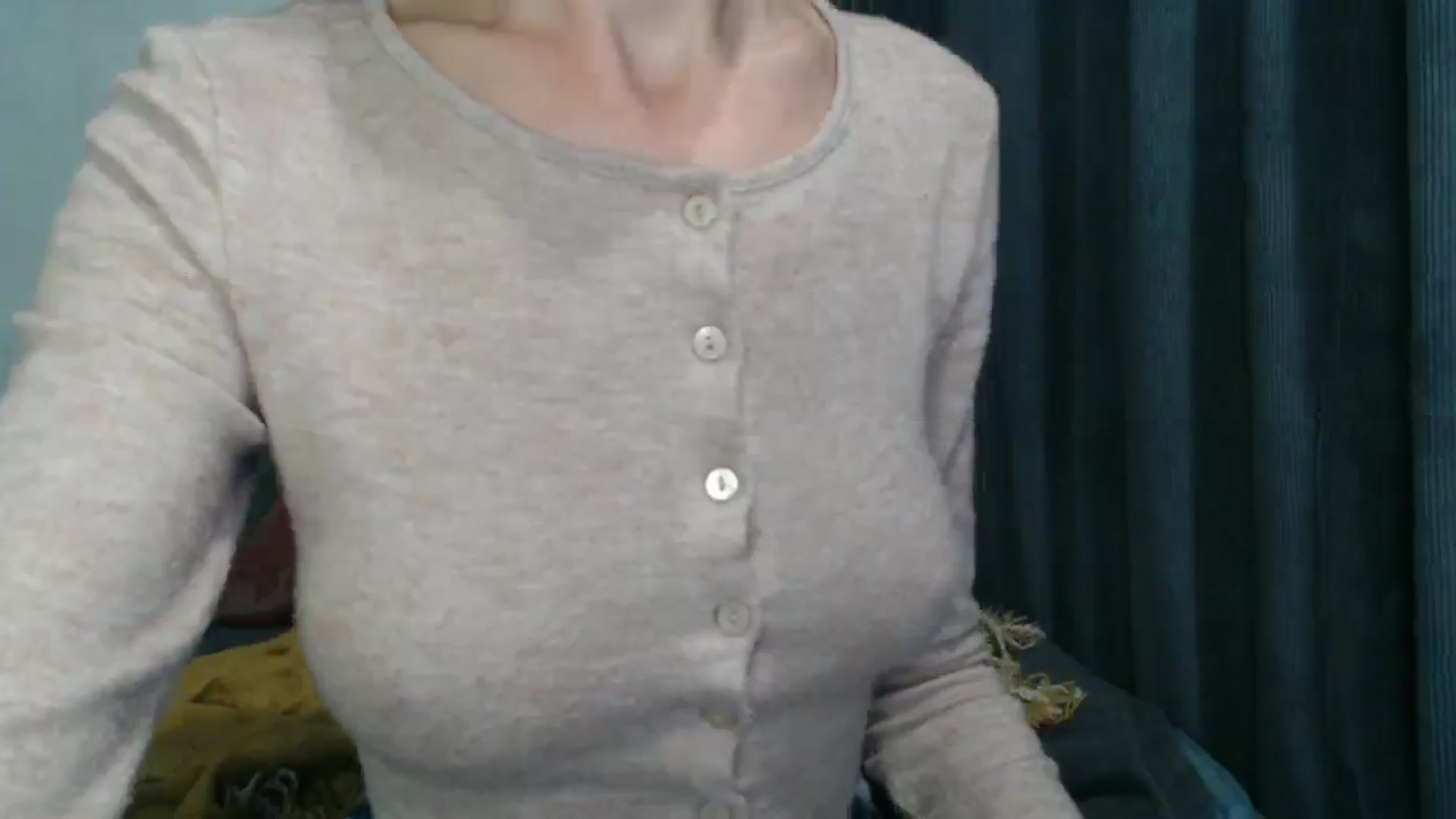 Gallery image thumbnail from Nora_Sweet's myfreecams stream on, 10/13/2024, 15:03 image 7 of 20