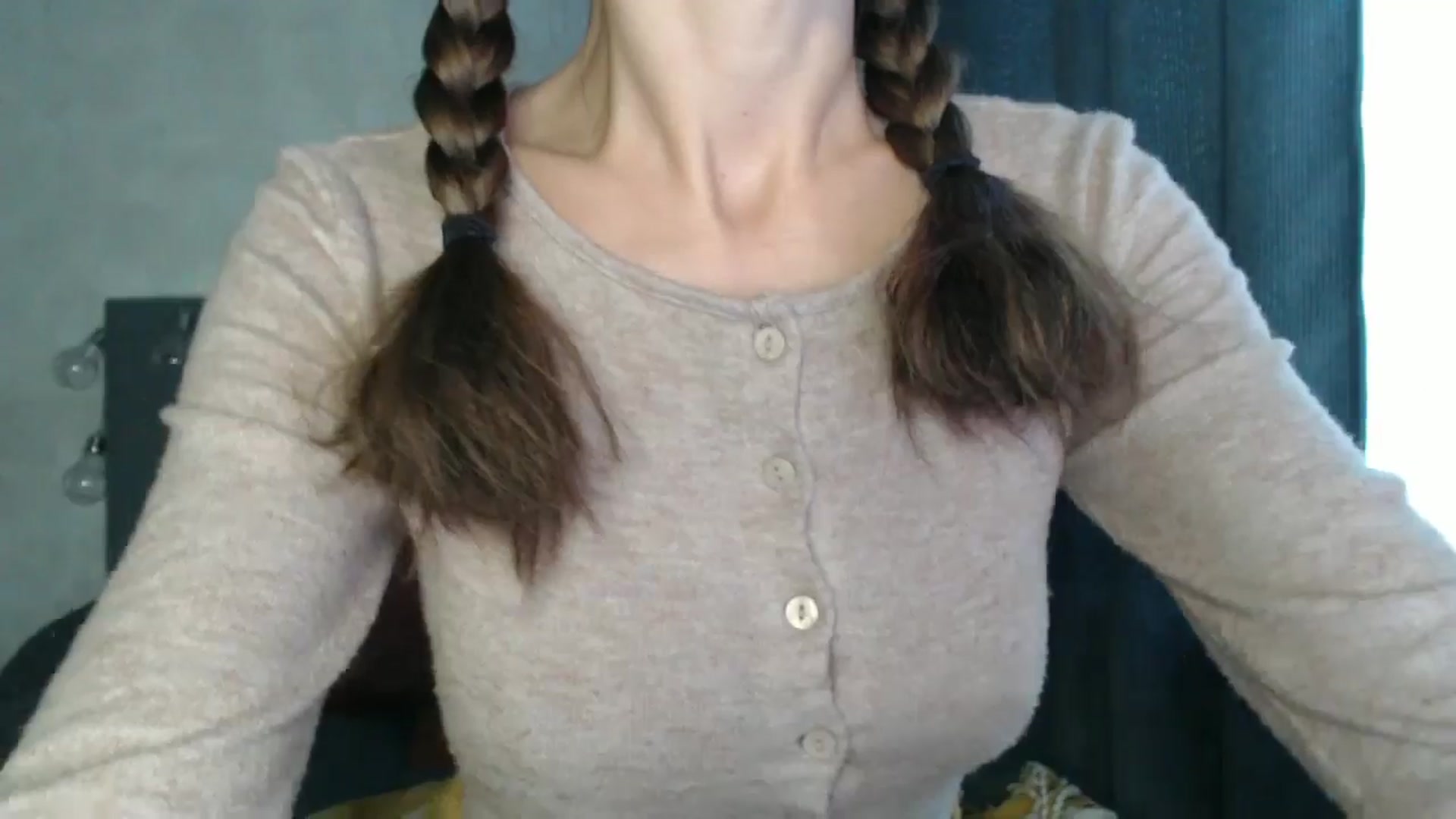 Gallery image thumbnail from Nora_Sweet's myfreecams stream on, 10/14/2024, 09:33 image 13 of 20