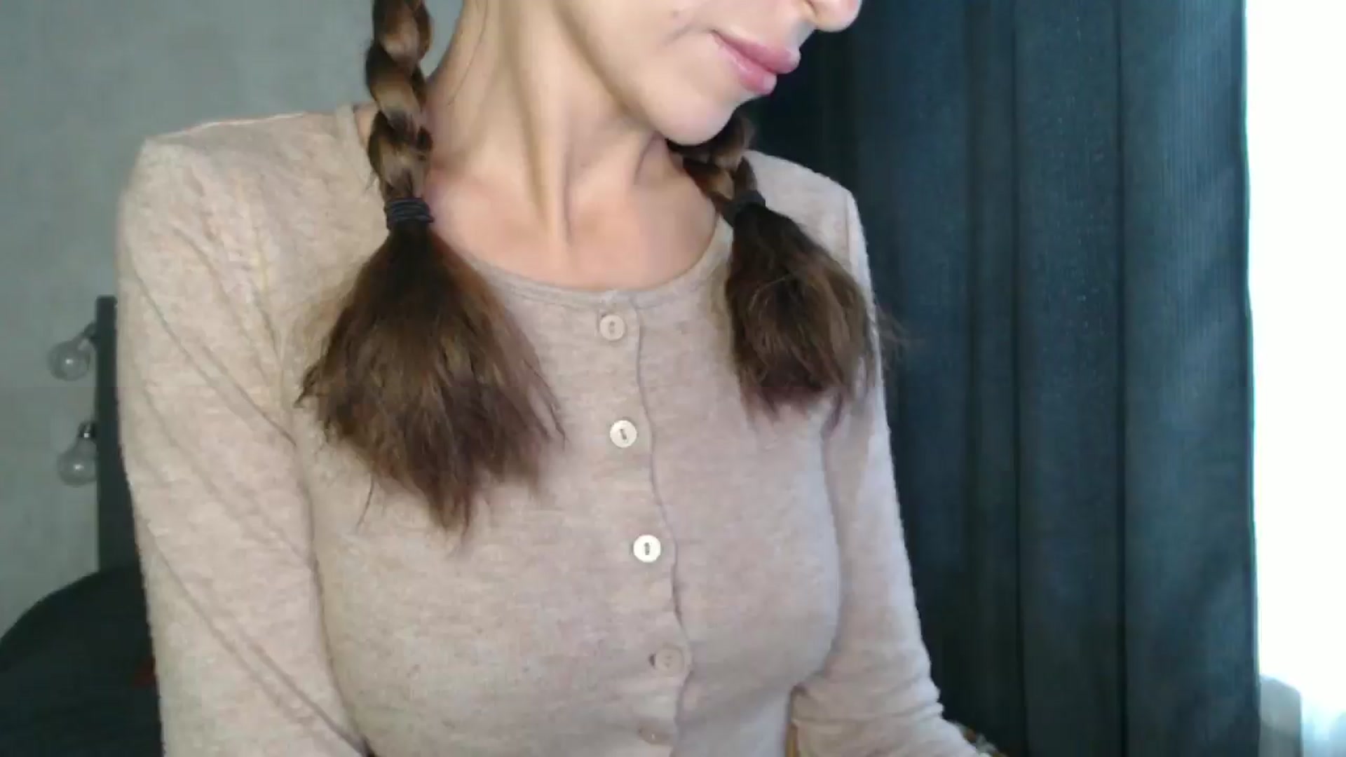 Gallery image thumbnail from Nora_Sweet's myfreecams stream on, 10/14/2024, 09:33 image 15 of 20