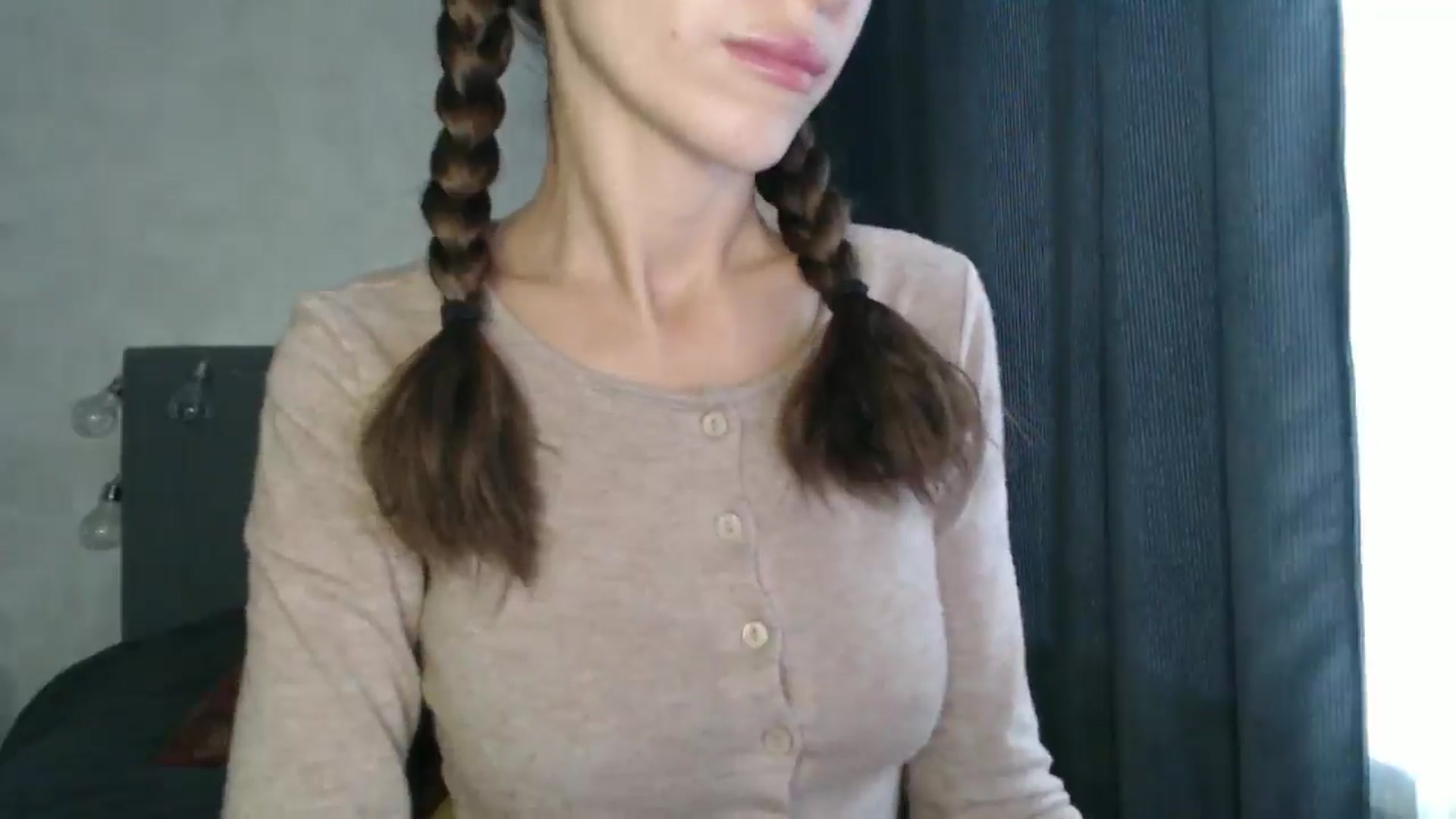 Gallery image thumbnail from Nora_Sweet's myfreecams stream on, 10/14/2024, 10:25 image 15 of 20