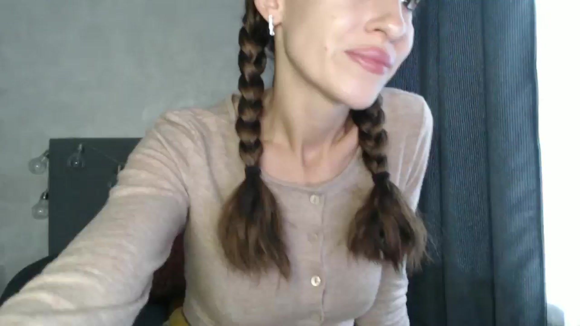Gallery image thumbnail from Nora_Sweet's myfreecams stream on, 10/14/2024, 10:25 image 11 of 20