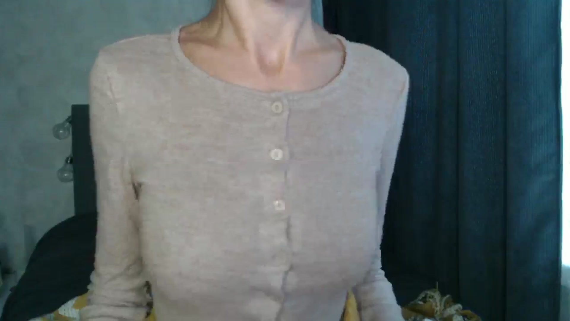 Gallery image thumbnail from Nora_Sweet's myfreecams stream on, 10/14/2024, 11:57 image 3 of 20