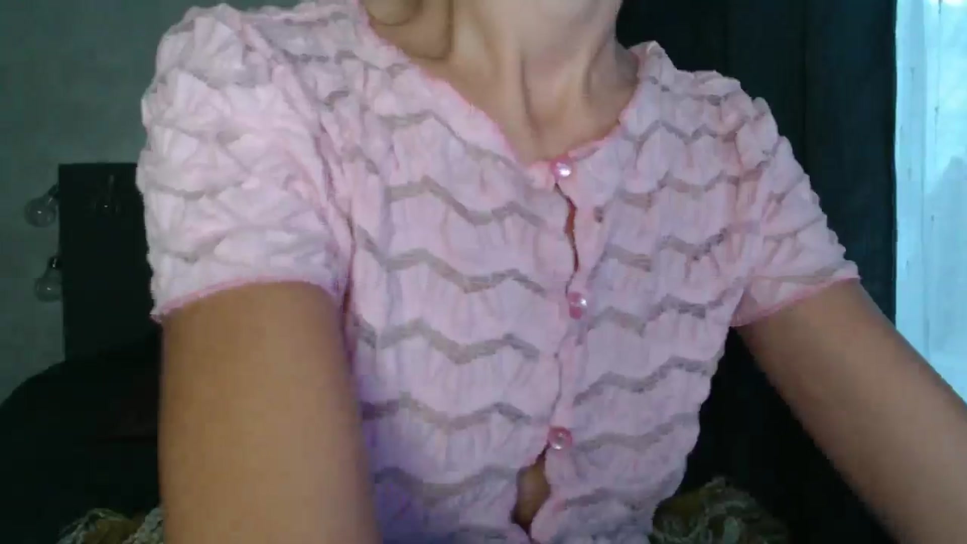 Gallery image thumbnail from Nora_Sweet's myfreecams stream on, 10/14/2024, 12:46 image 10 of 20