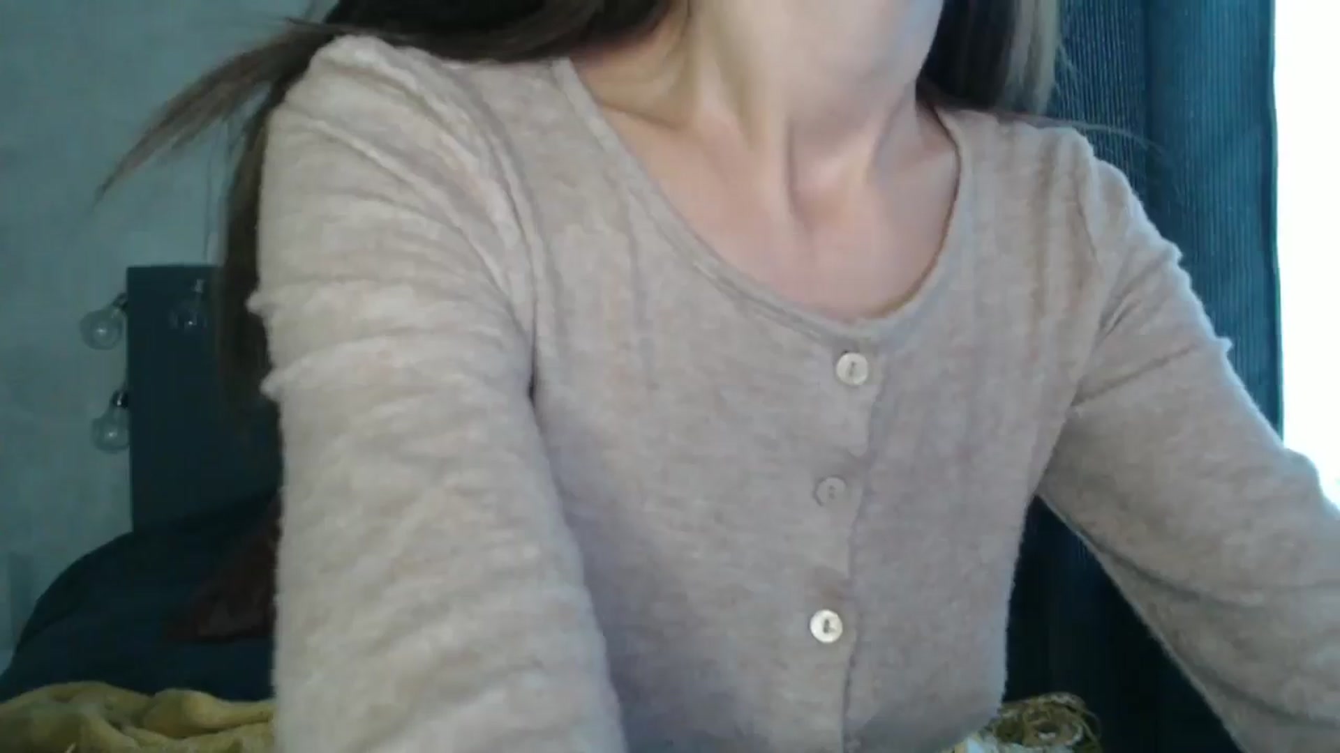 Gallery image thumbnail from Nora_Sweet's myfreecams stream on, 10/15/2024, 09:02 image 15 of 20