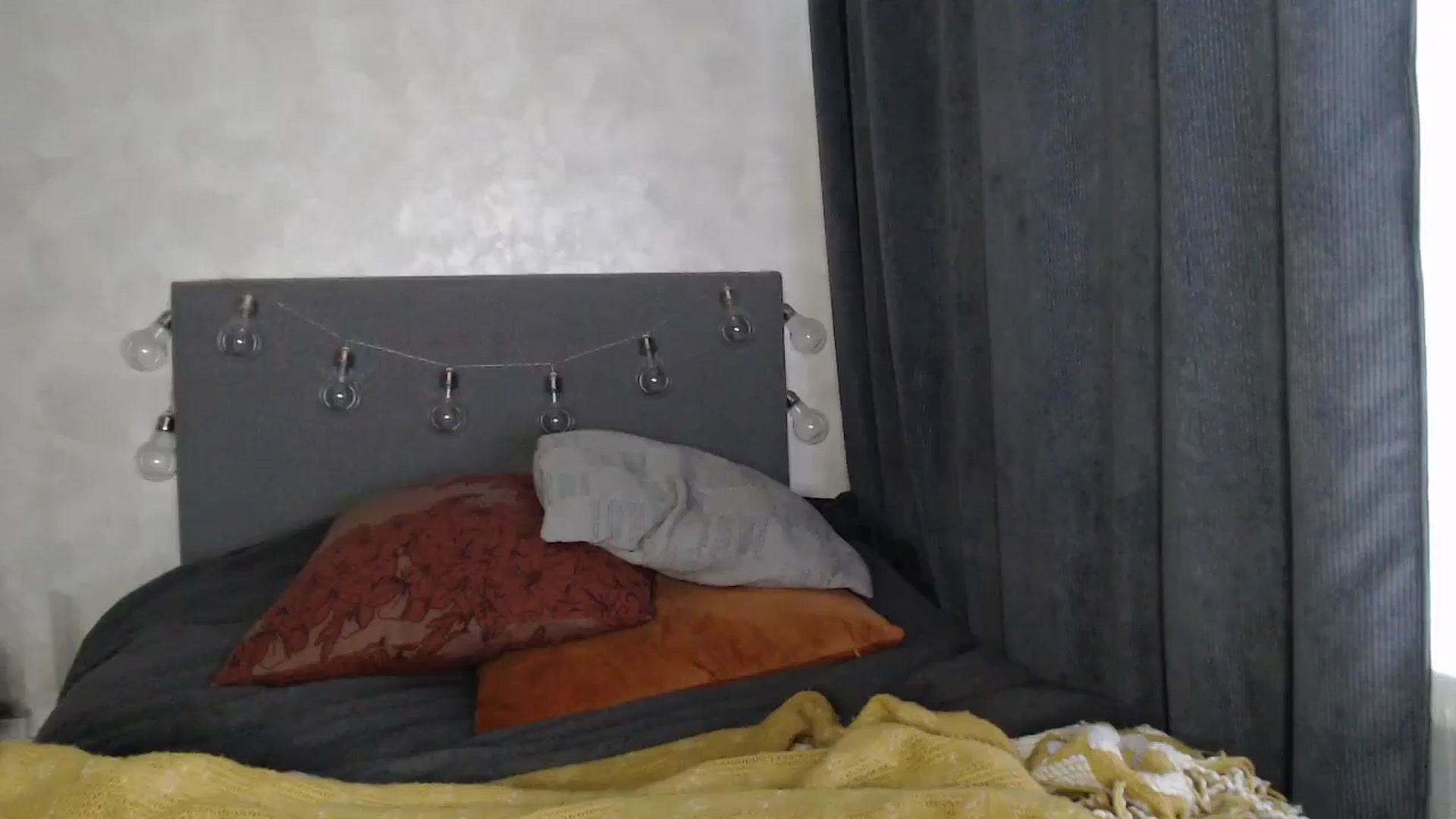Gallery image thumbnail from Nora_Sweet's myfreecams stream on, 10/15/2024, 09:27 image 19 of 20