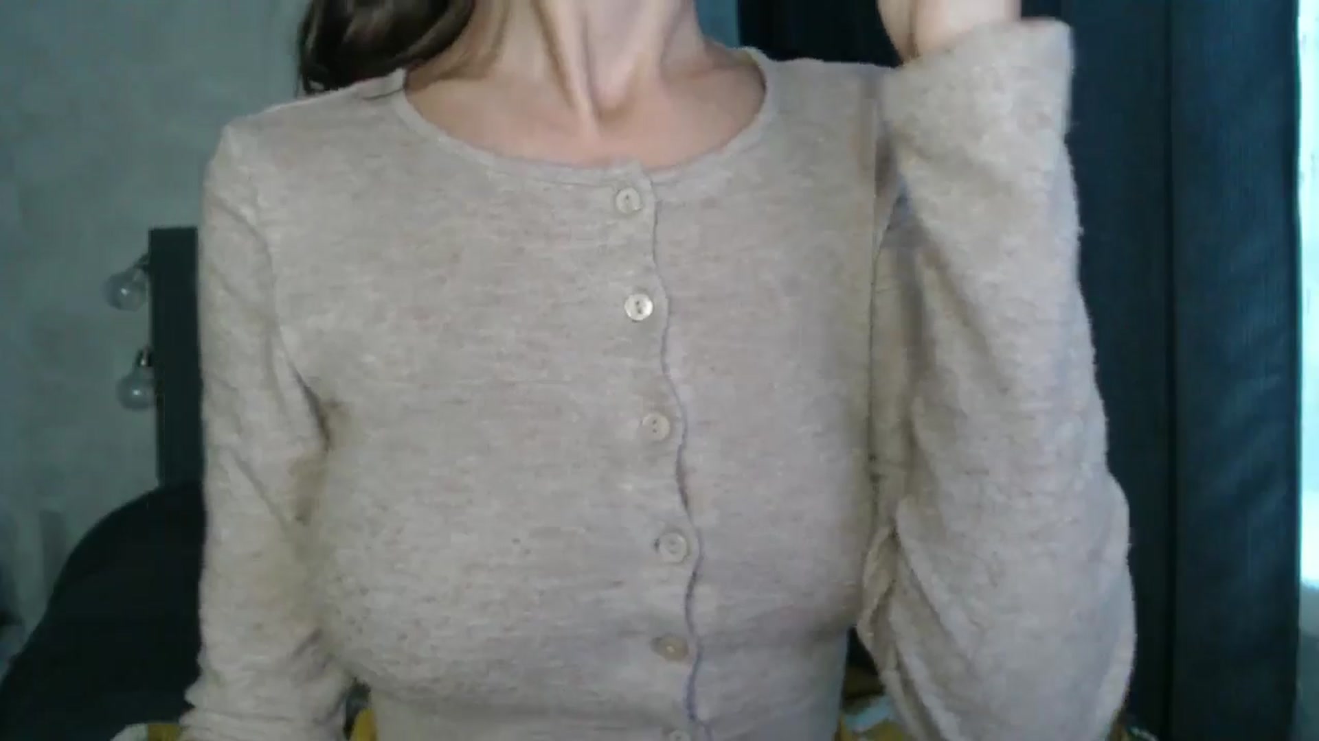 Gallery image thumbnail from Nora_Sweet's myfreecams stream on, 10/15/2024, 09:27 image 11 of 20
