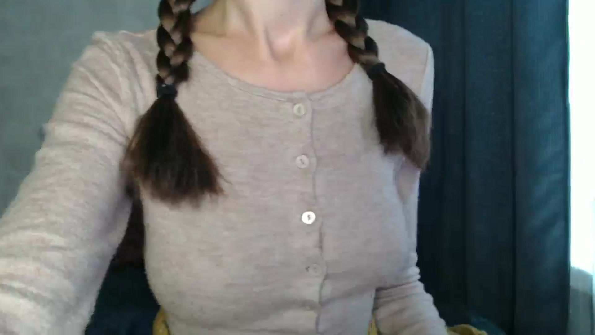 Gallery image thumbnail from Nora_Sweet's myfreecams stream on, 10/15/2024, 12:07 image 9 of 20