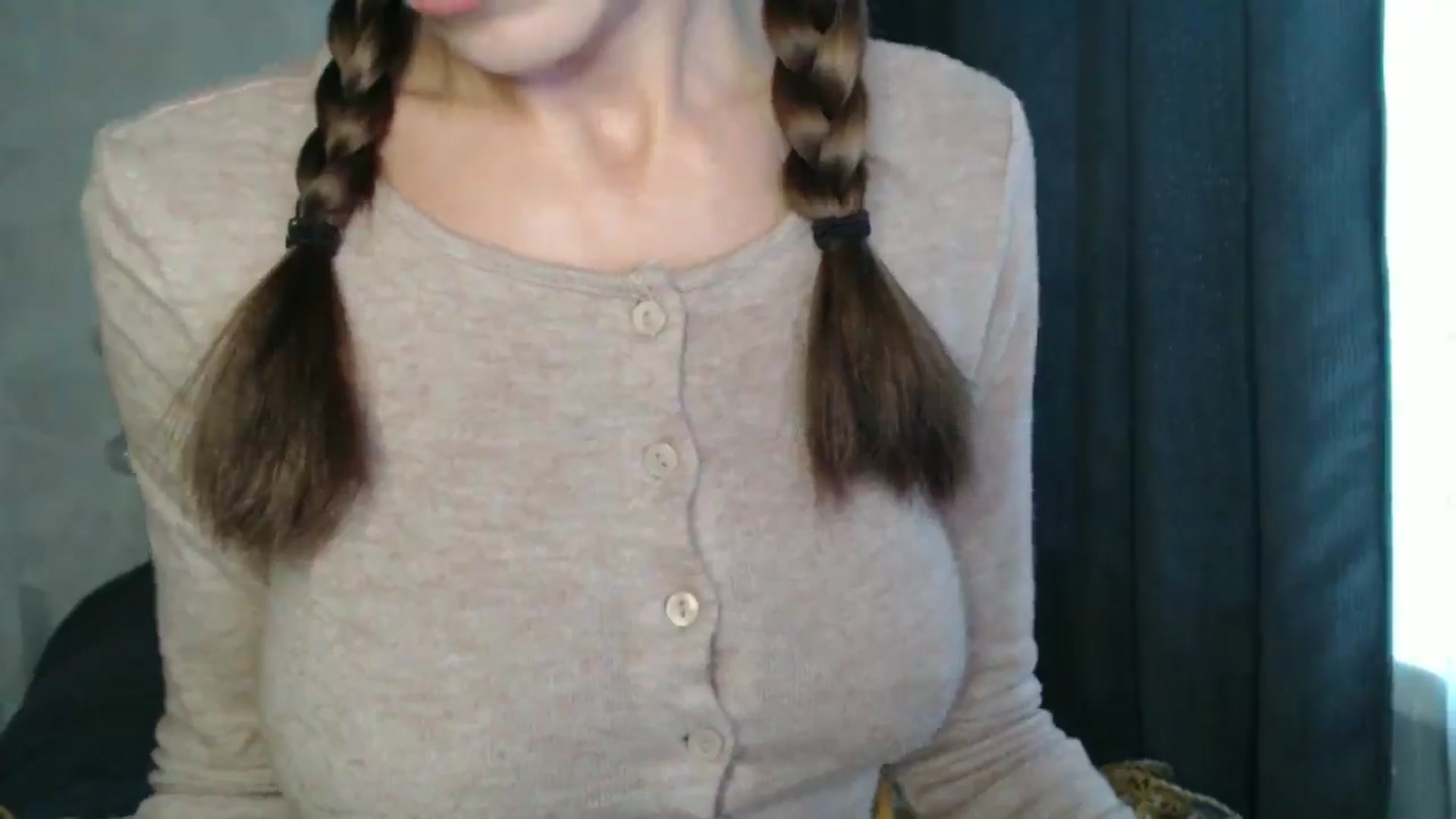 Gallery image thumbnail from Nora_Sweet's myfreecams stream on, 10/15/2024, 12:07 image 7 of 20
