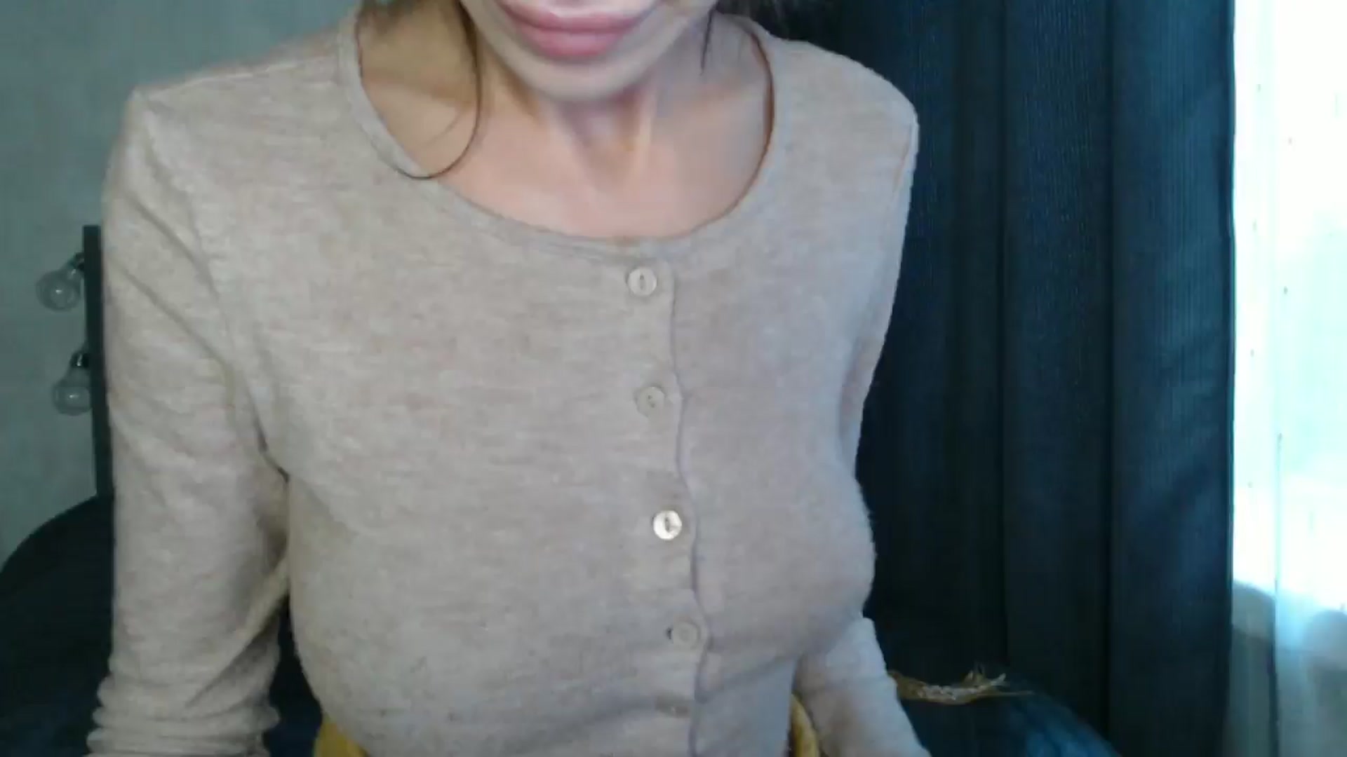 Gallery image thumbnail from Nora_Sweet's myfreecams stream on, 10/16/2024, 11:57 image 19 of 20
