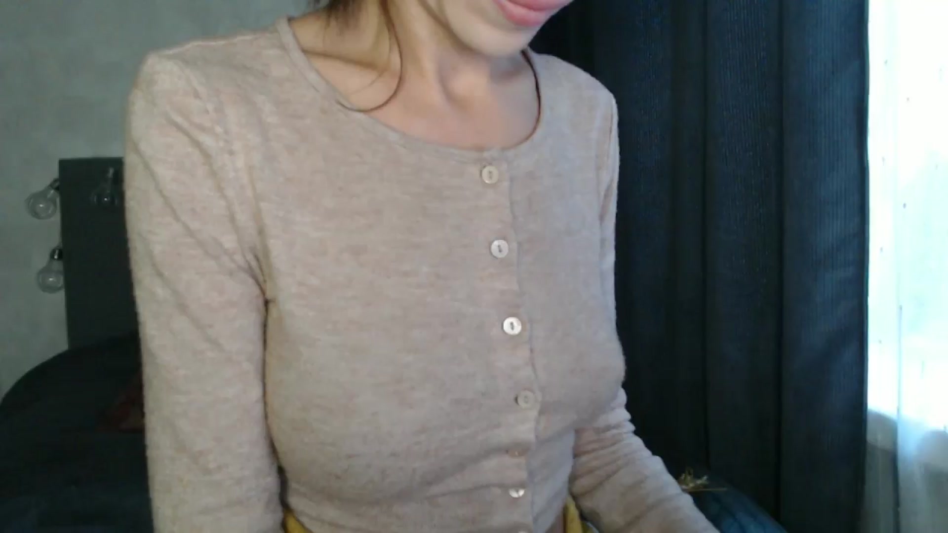 Gallery image thumbnail from Nora_Sweet's myfreecams stream on, 10/16/2024, 11:57 image 20 of 20