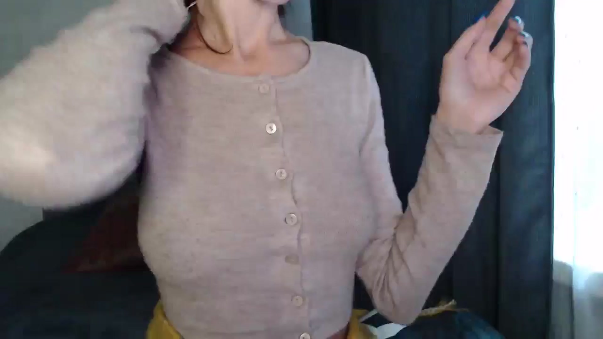 Gallery image thumbnail from Nora_Sweet's myfreecams stream on, 10/16/2024, 11:57 image 1 of 20