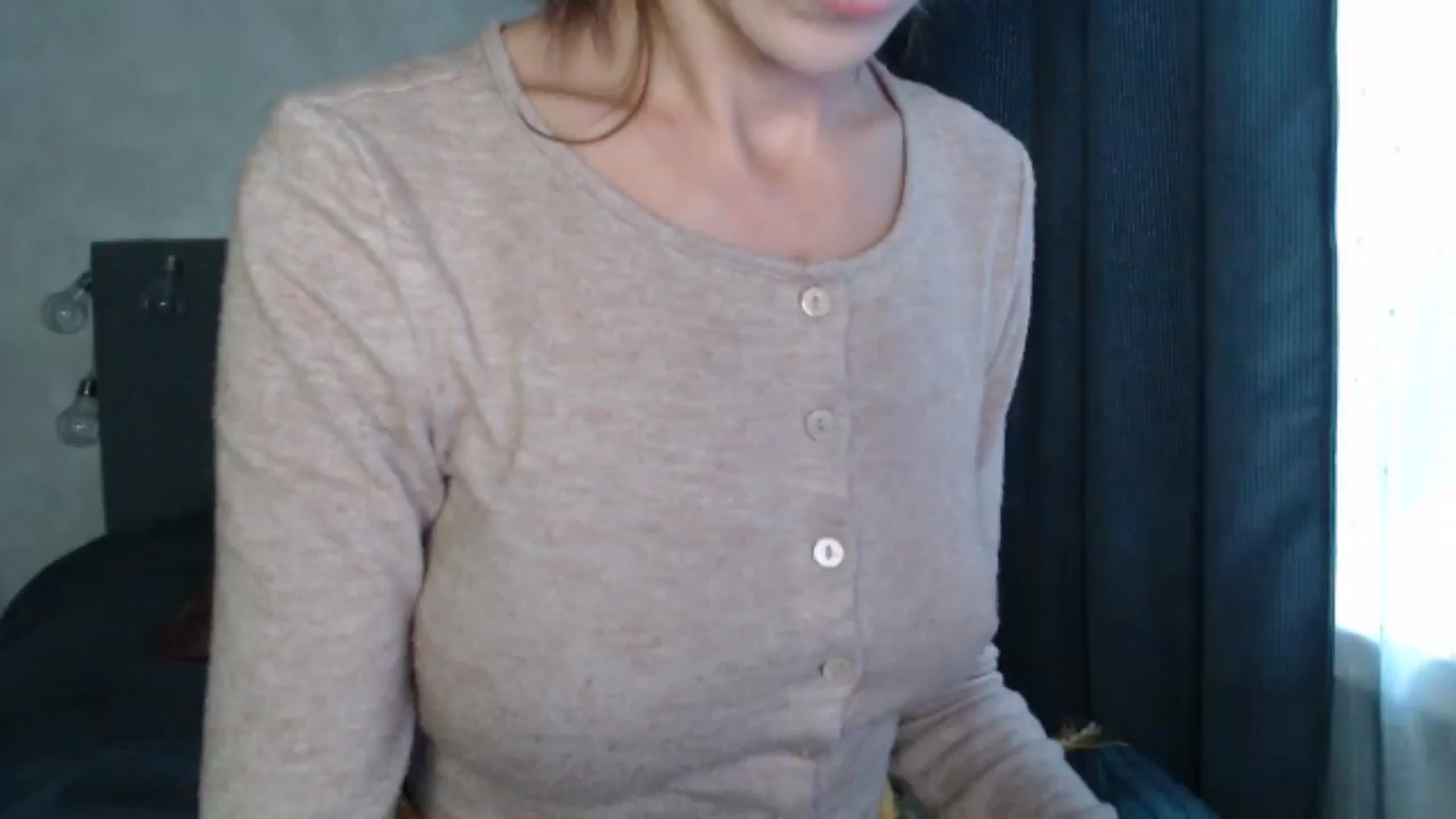 Gallery image thumbnail from Nora_Sweet's myfreecams stream on, 10/16/2024, 11:57 image 13 of 20