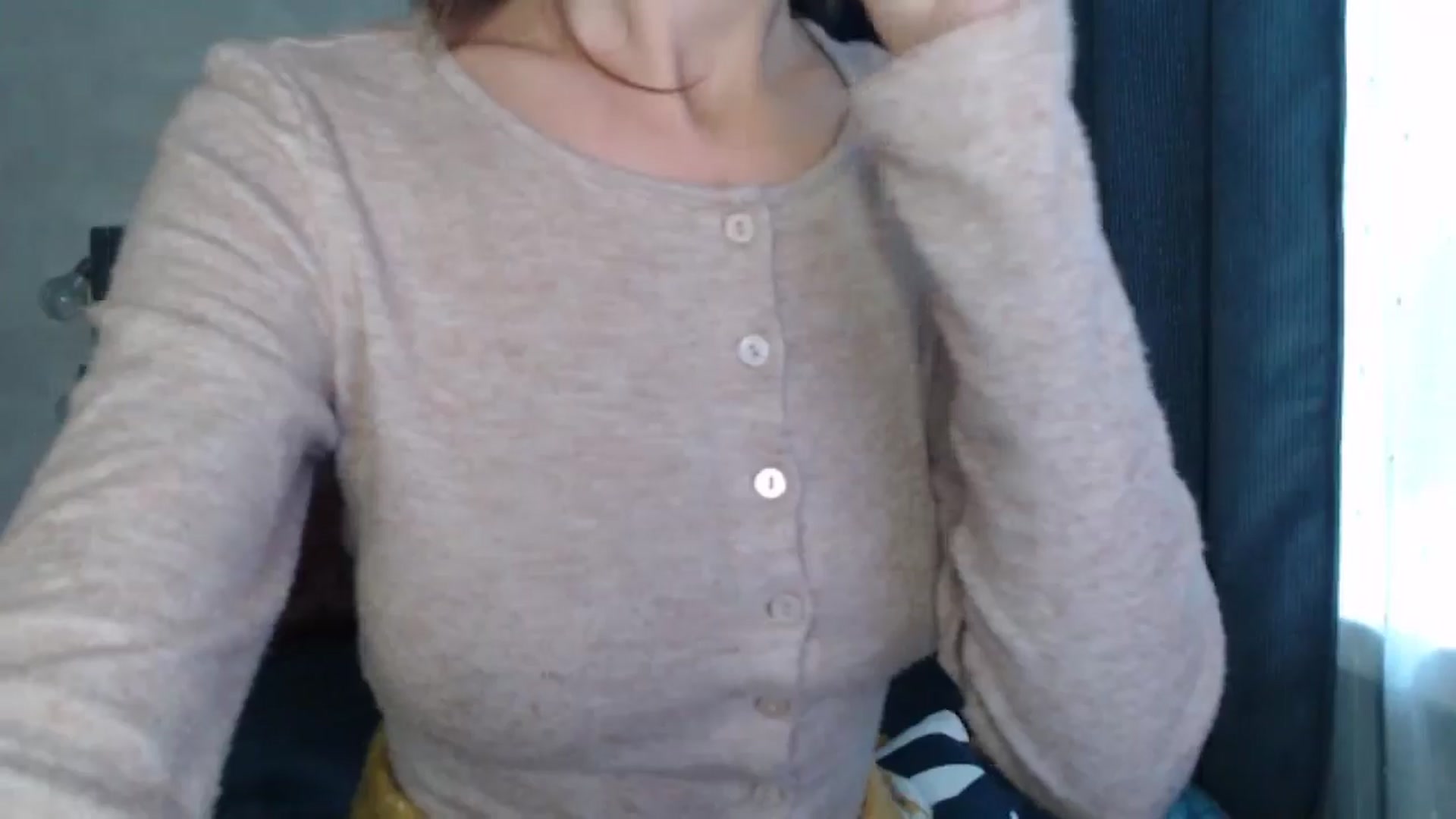 Gallery image thumbnail from Nora_Sweet's myfreecams stream on, 10/16/2024, 11:57 image 3 of 20