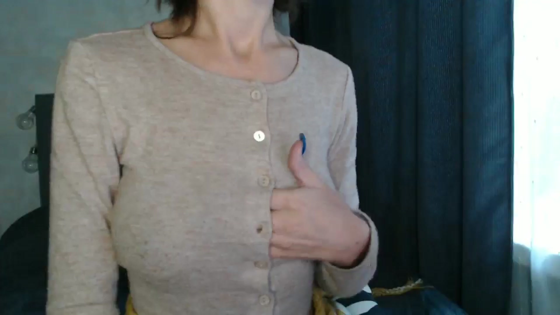 Gallery image thumbnail from Nora_Sweet's myfreecams stream on, 10/16/2024, 11:57 image 11 of 20