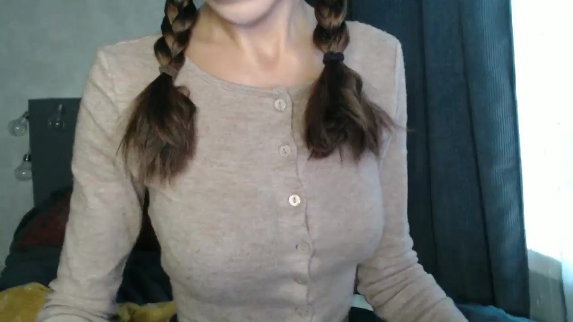 Gallery image thumbnail from Nora_Sweet's myfreecams stream on, 10/17/2024, 07:46 image 14 of 20