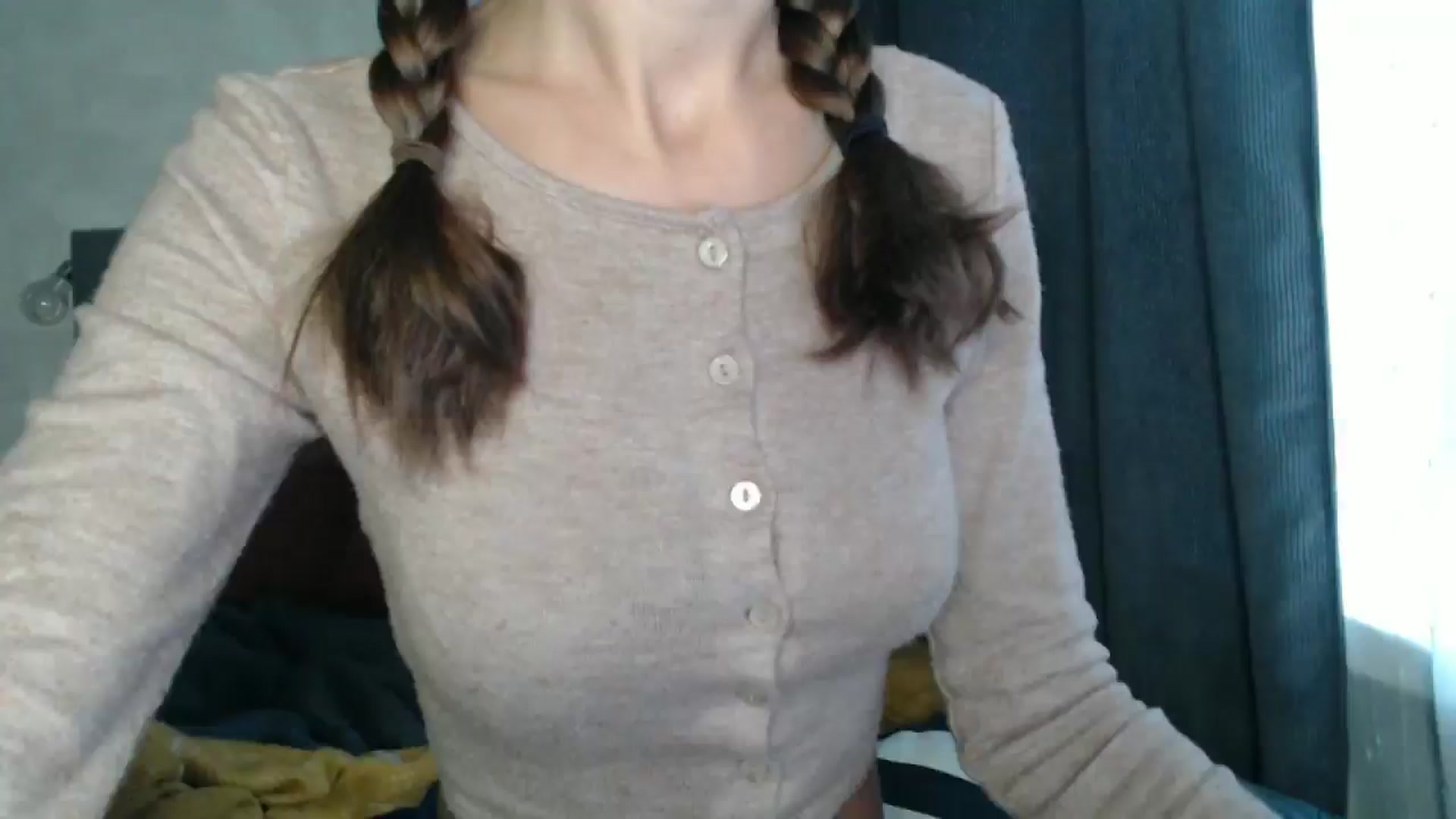 Gallery image thumbnail from Nora_Sweet's myfreecams stream on, 10/17/2024, 07:46 image 20 of 20