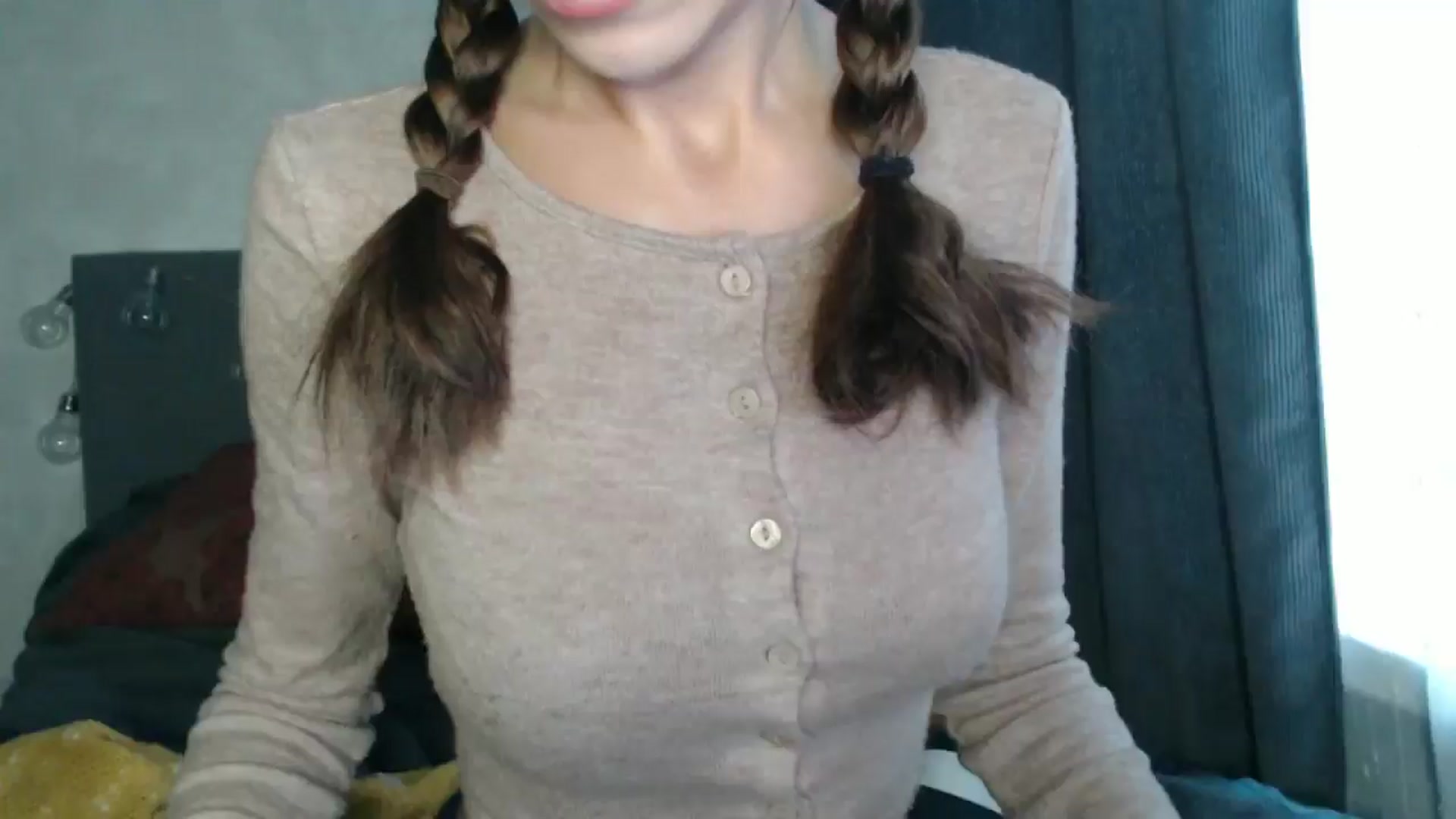 Gallery image thumbnail from Nora_Sweet's myfreecams stream on, 10/17/2024, 07:46 image 7 of 20