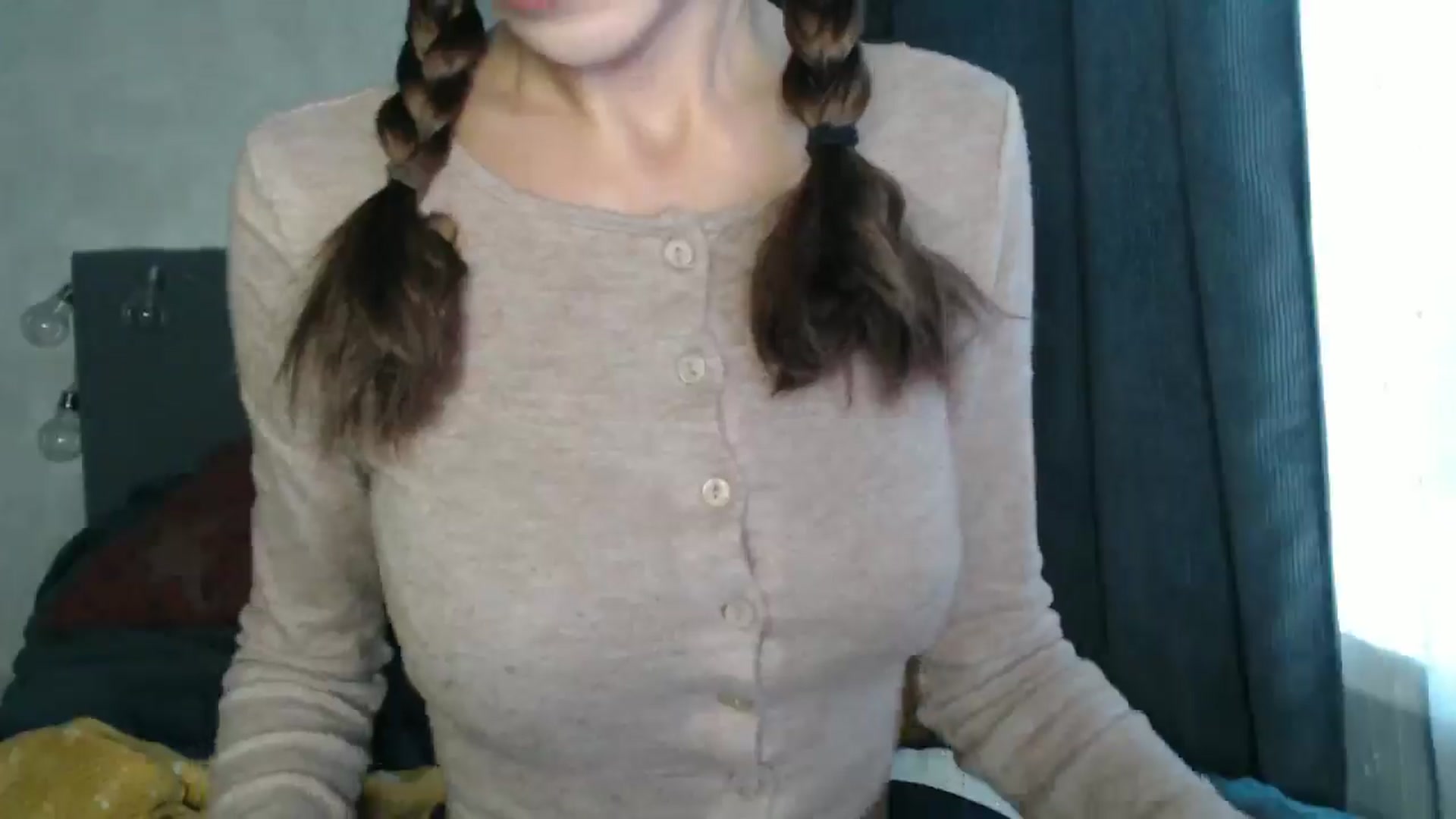 Gallery image thumbnail from Nora_Sweet's myfreecams stream on, 10/17/2024, 07:46 image 13 of 20