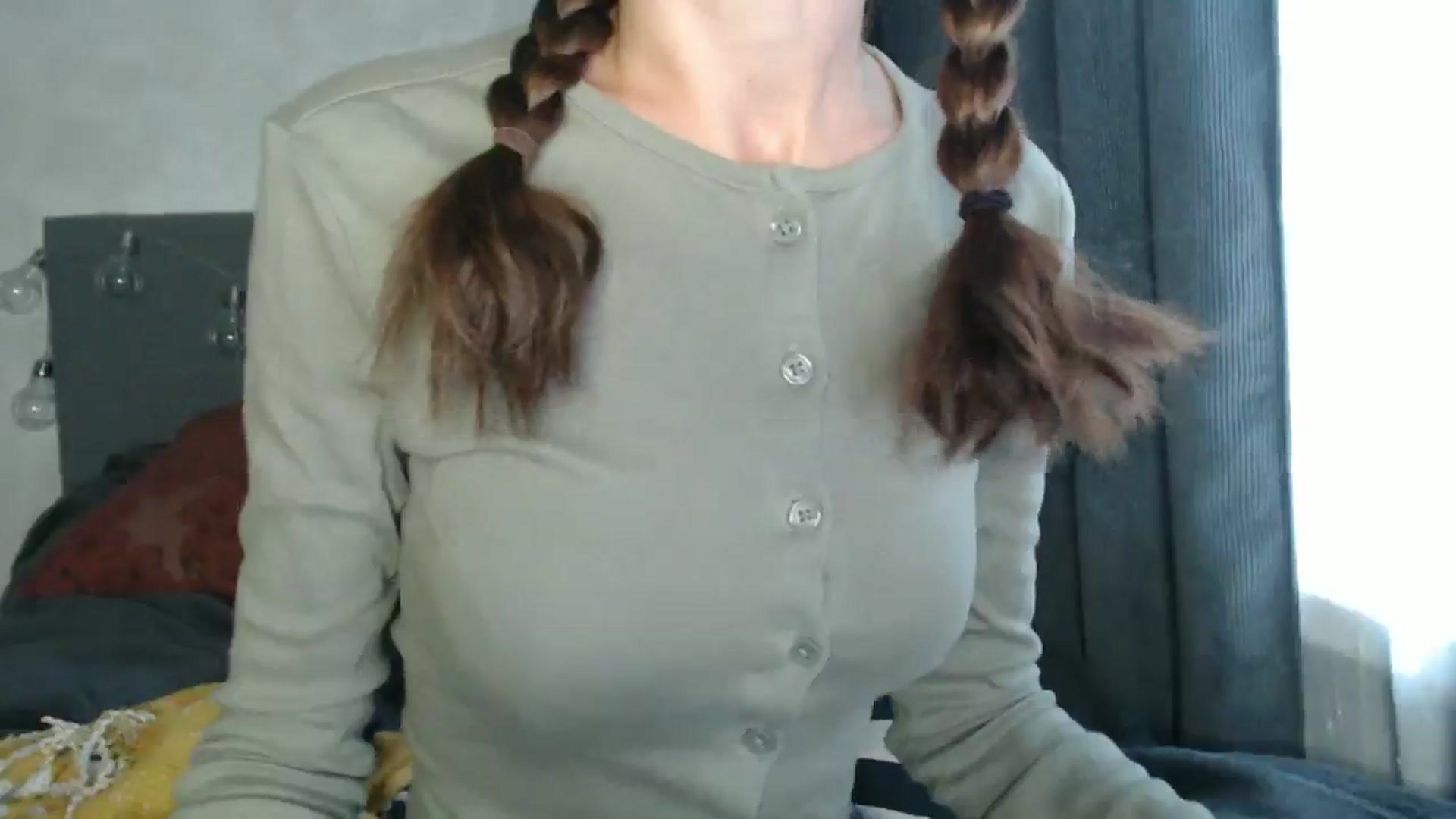 Gallery image thumbnail from Nora_Sweet's myfreecams stream on, 10/17/2024, 09:07 image 14 of 20