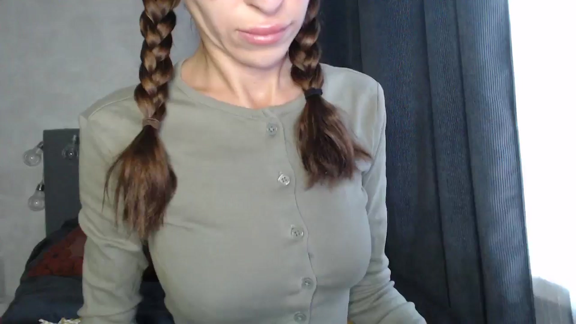 Gallery image thumbnail from Nora_Sweet's myfreecams stream on, 10/17/2024, 09:07 image 19 of 20