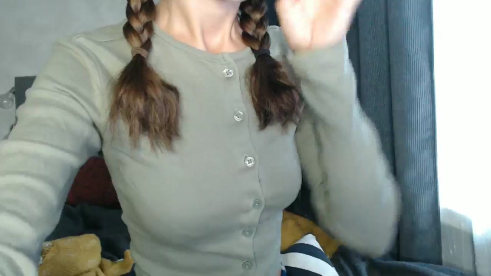Gallery image thumbnail from Nora_Sweet's myfreecams stream on, 10/17/2024, 09:07 image 16 of 20