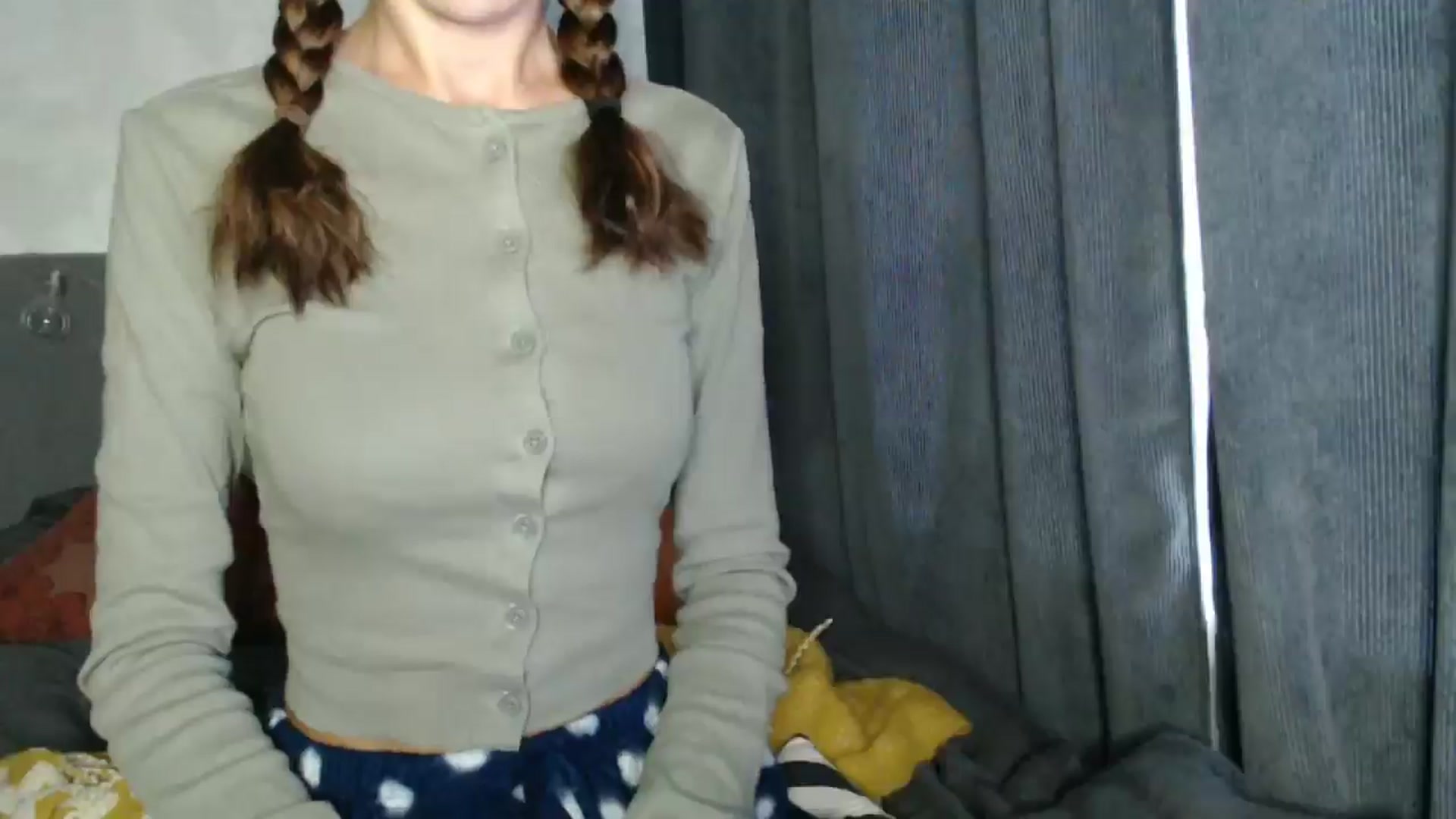 Gallery image thumbnail from Nora_Sweet's myfreecams stream on, 10/17/2024, 09:32 image 14 of 20