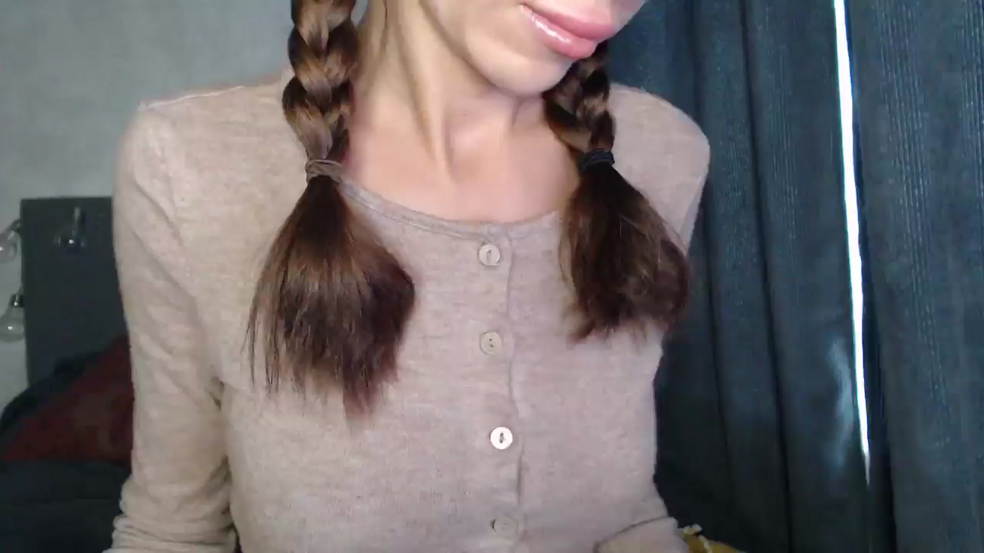 Gallery image thumbnail from Nora_Sweet's myfreecams stream on, 10/17/2024, 10:43 image 5 of 20