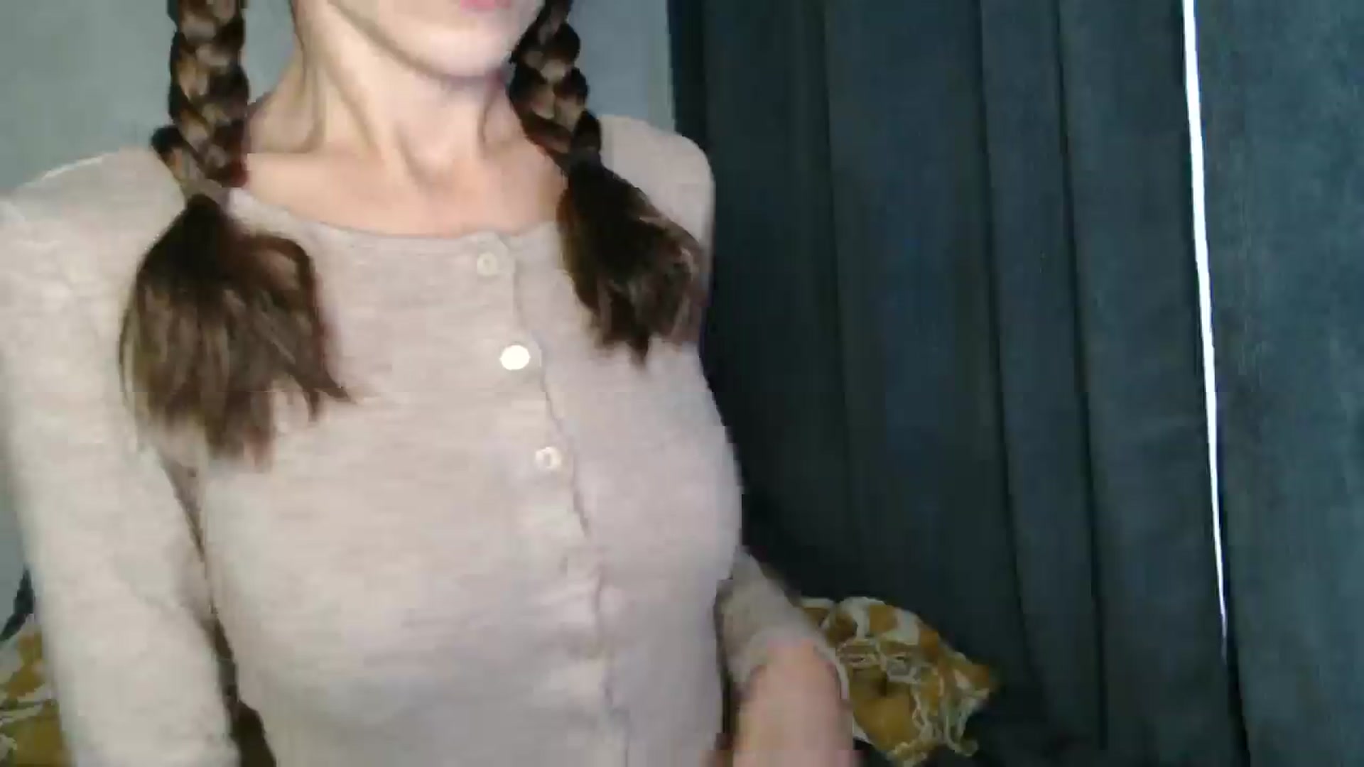 Gallery image thumbnail from Nora_Sweet's myfreecams stream on, 10/17/2024, 10:43 image 15 of 20