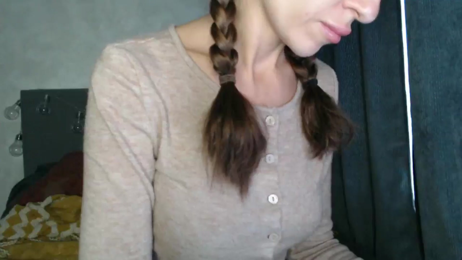 Gallery image thumbnail from Nora_Sweet's myfreecams stream on, 10/17/2024, 10:43 image 10 of 20