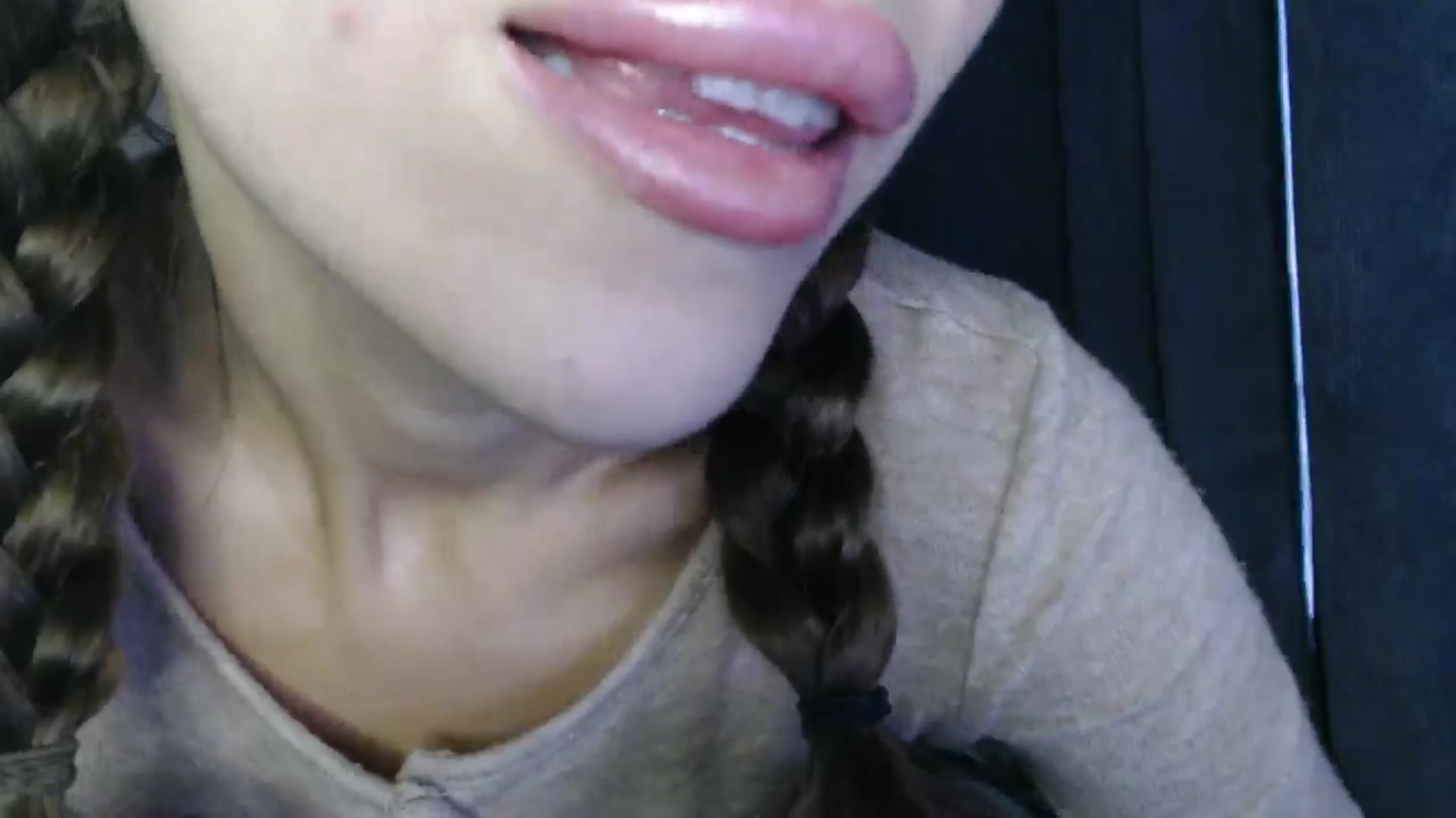 Gallery image thumbnail from Nora_Sweet's myfreecams stream on, 10/17/2024, 11:05 image 4 of 20