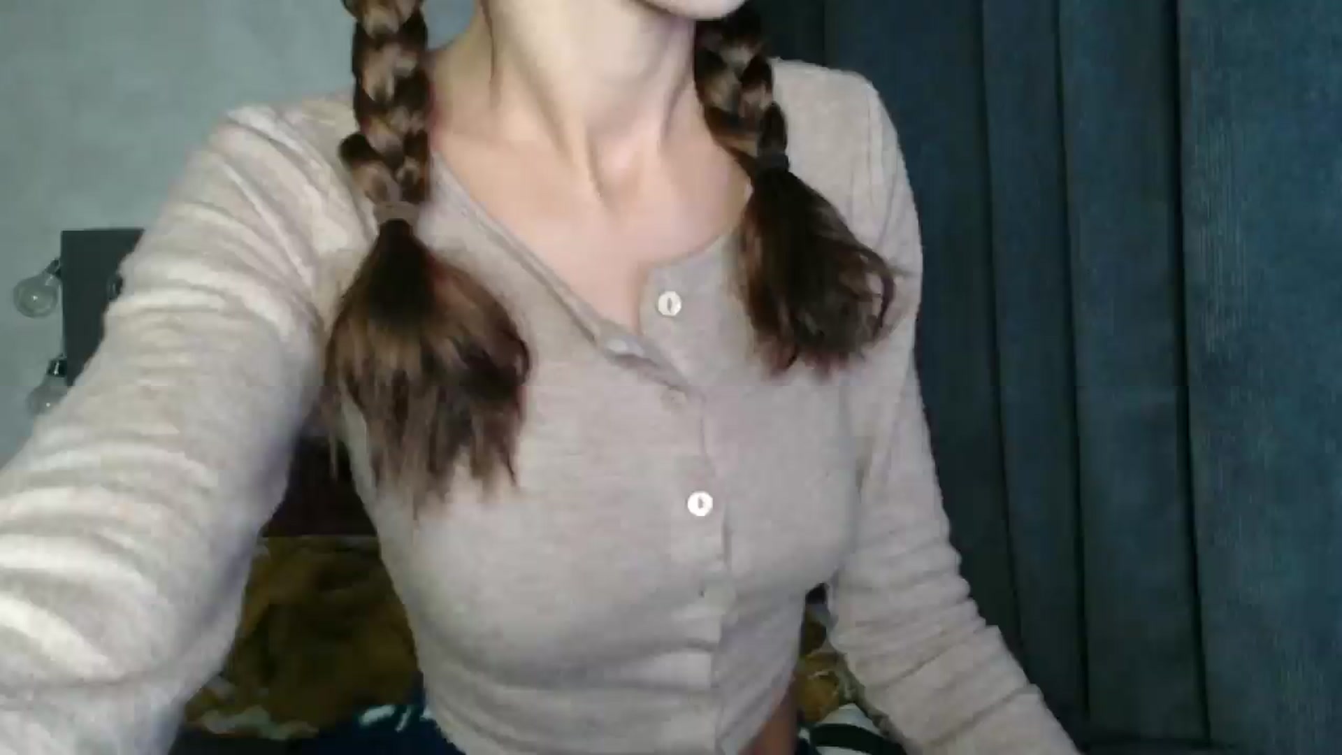 Gallery image thumbnail from Nora_Sweet's myfreecams stream on, 10/17/2024, 11:05 image 10 of 20